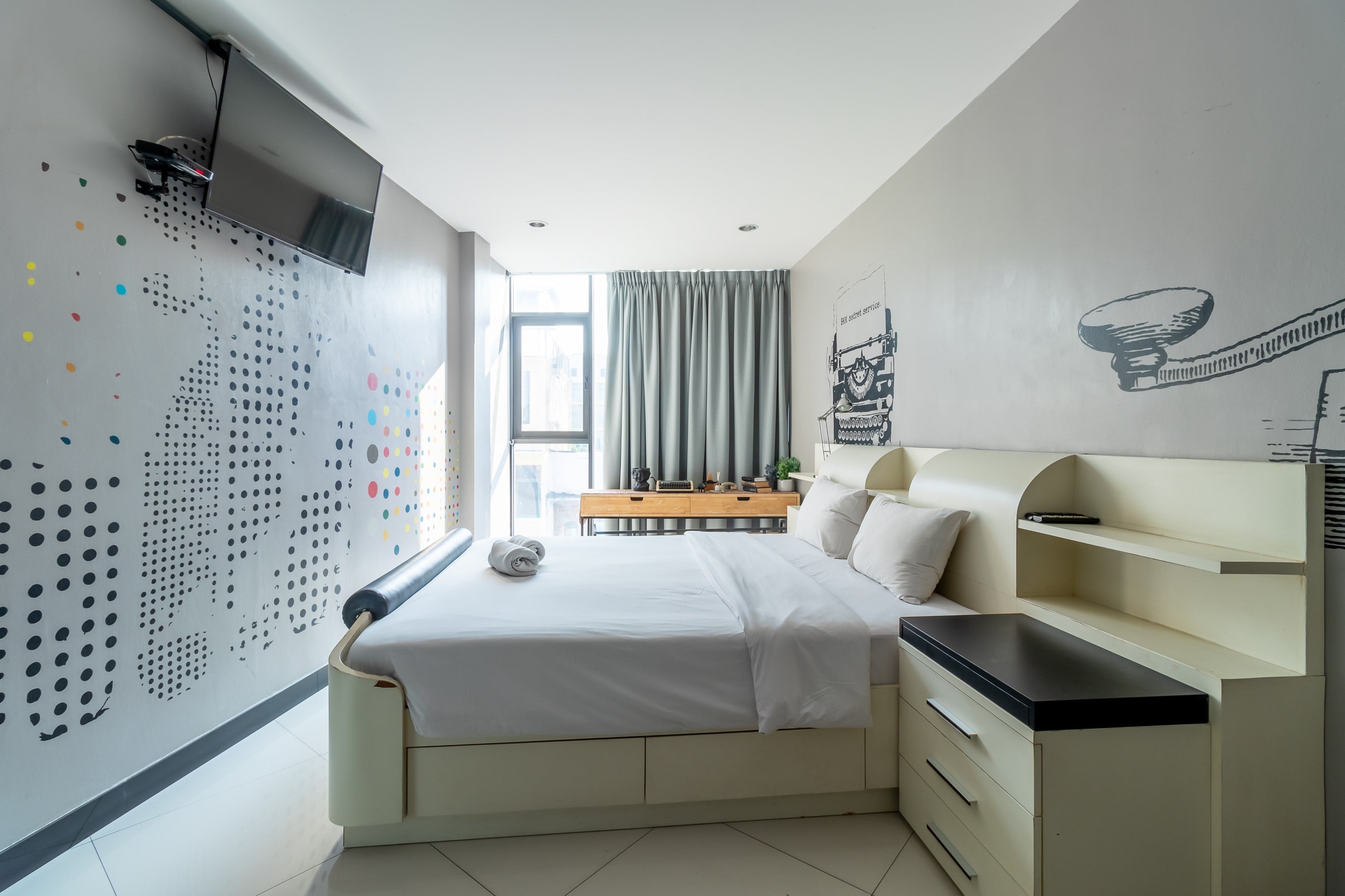 Double King Size Bed