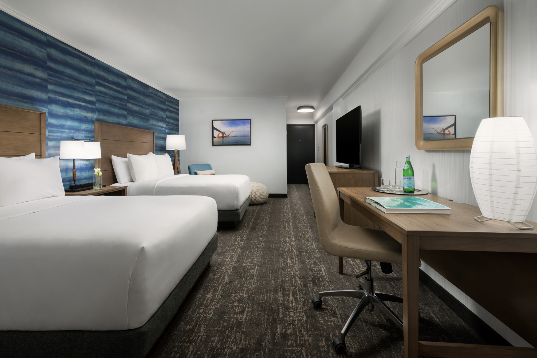 Room Partial Ocean View Queen Bed