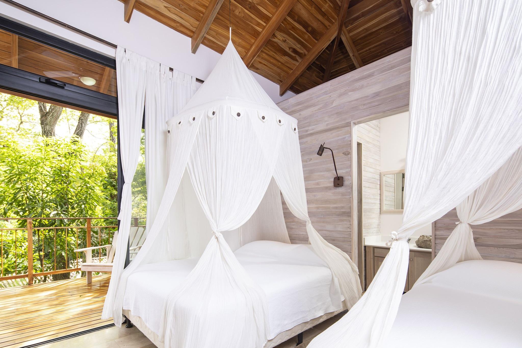 Bungalow Garden View Two Queen Beds