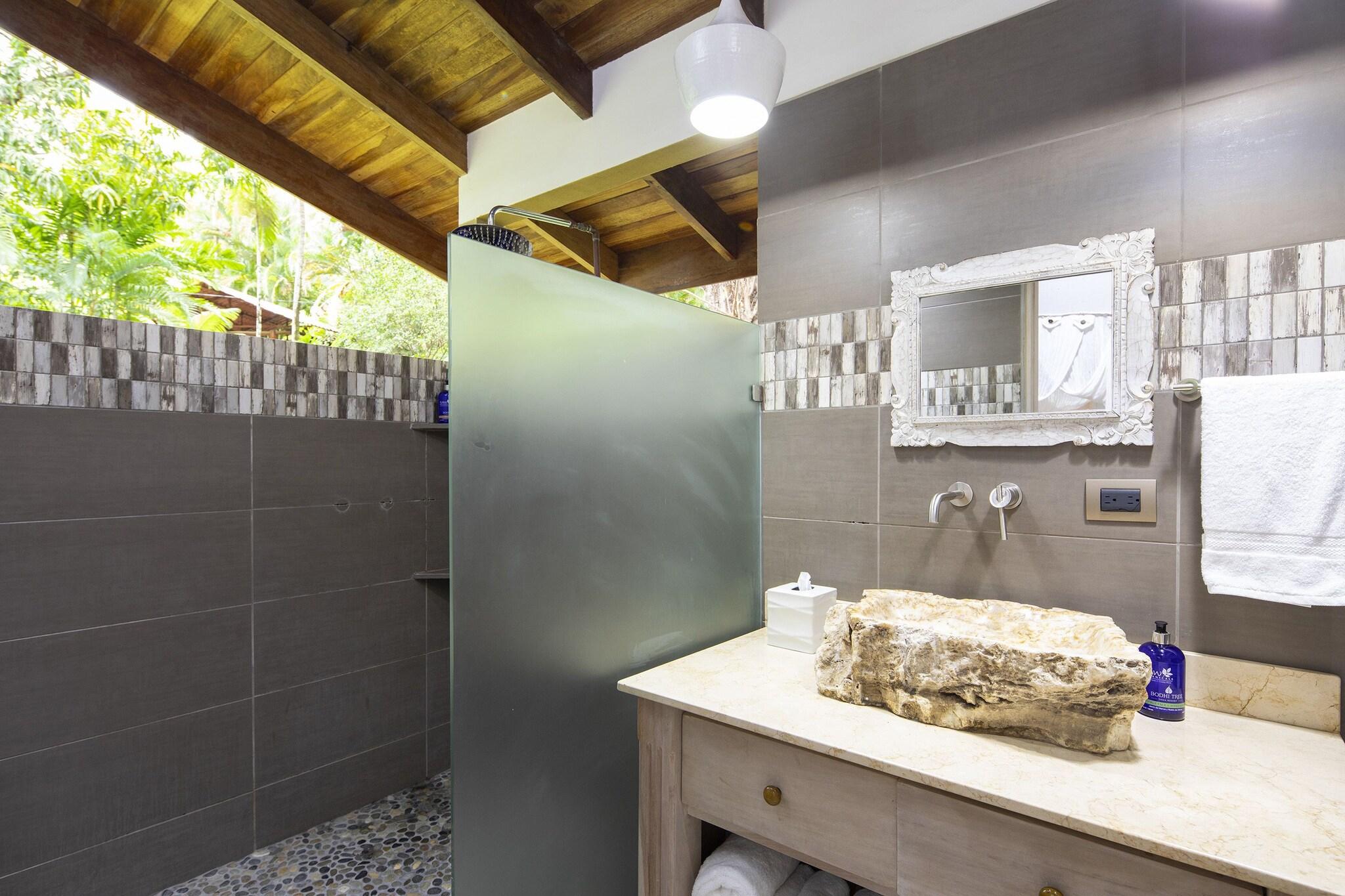 Bungalow Deluxe Garden View