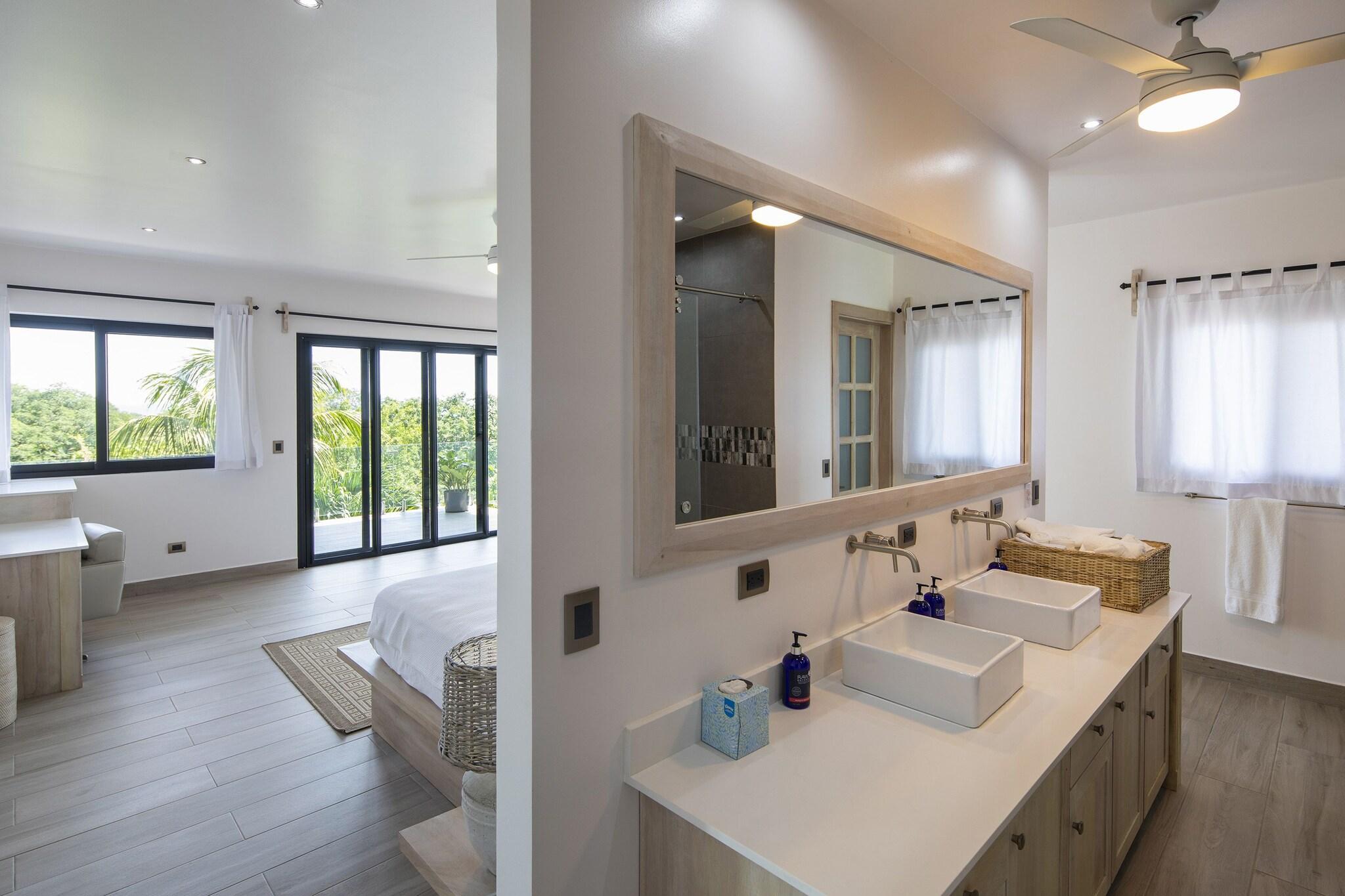 Double Deluxe Pool View