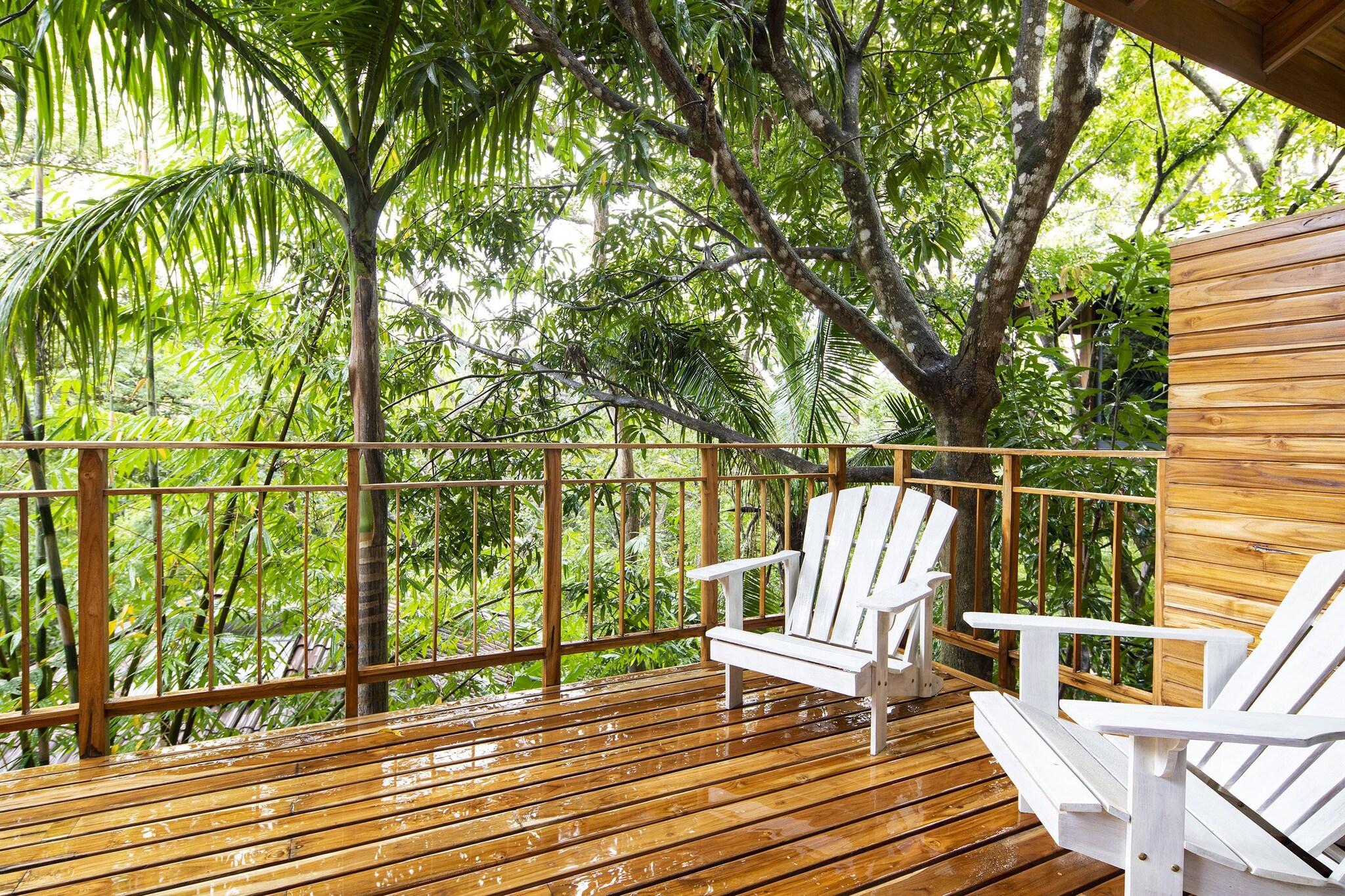 Bungalow Garden View King Bed