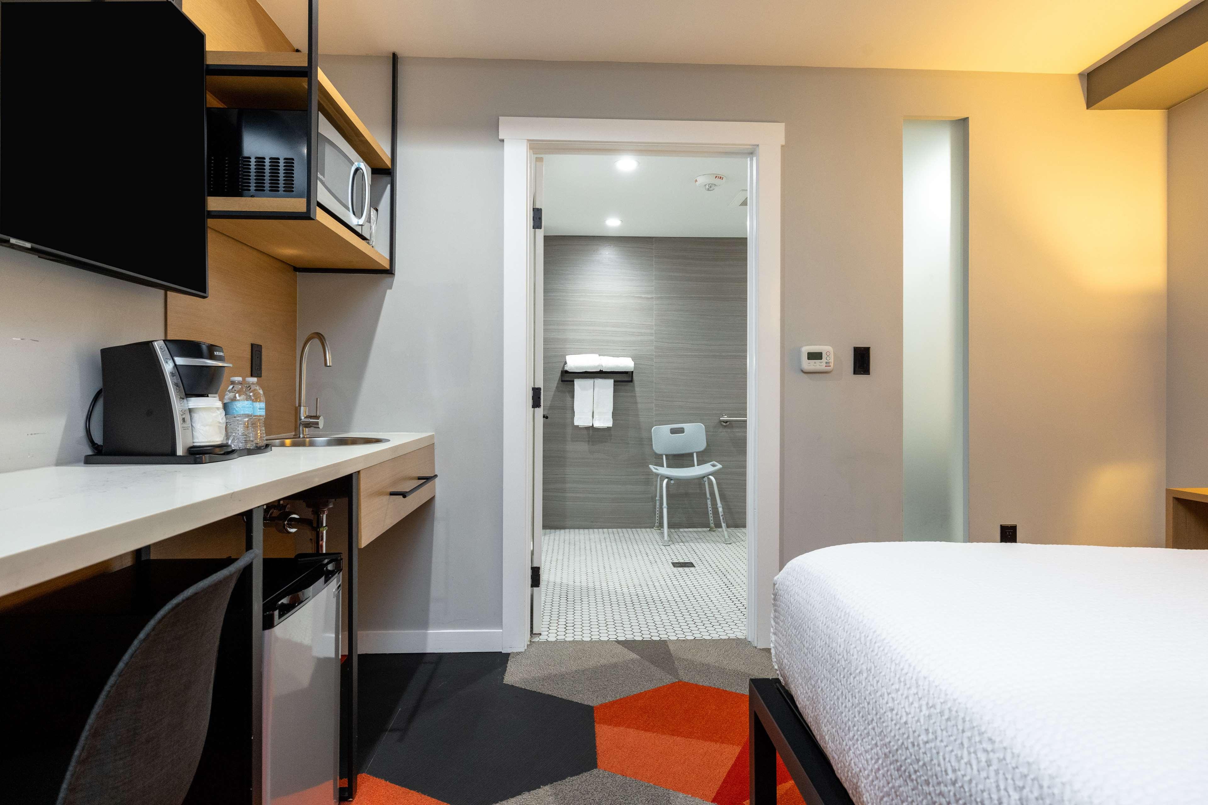 Double Accessible King Size Bed