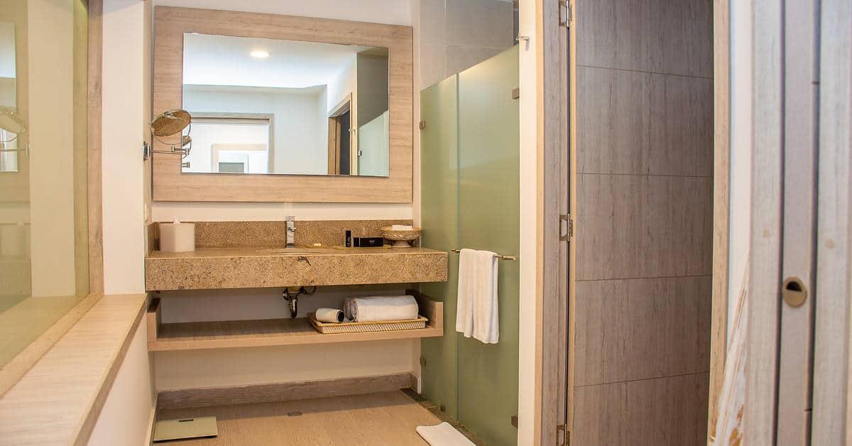 Junior Suite King Size Bed