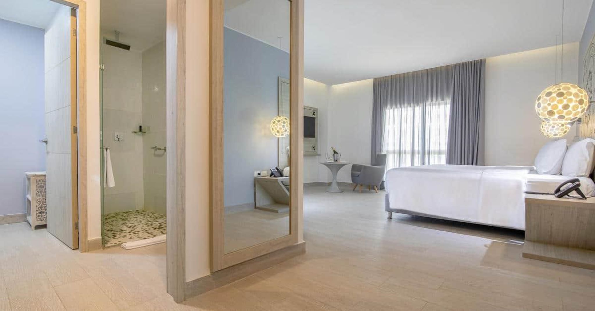 Room Premium King Bed