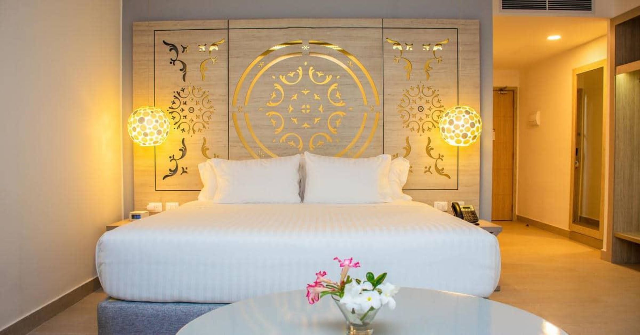 Double Deluxe King Bed