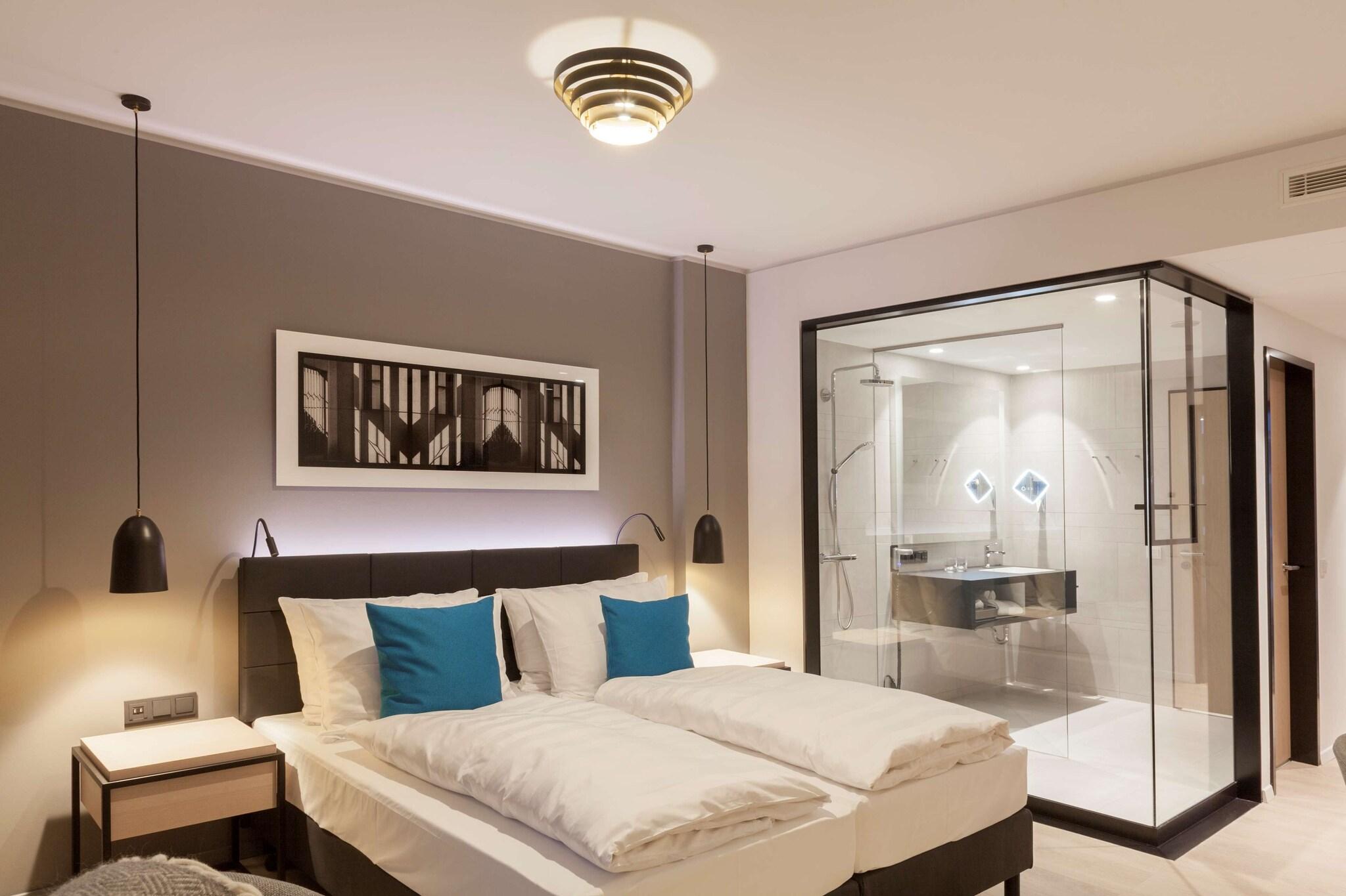 Double King Size Bed