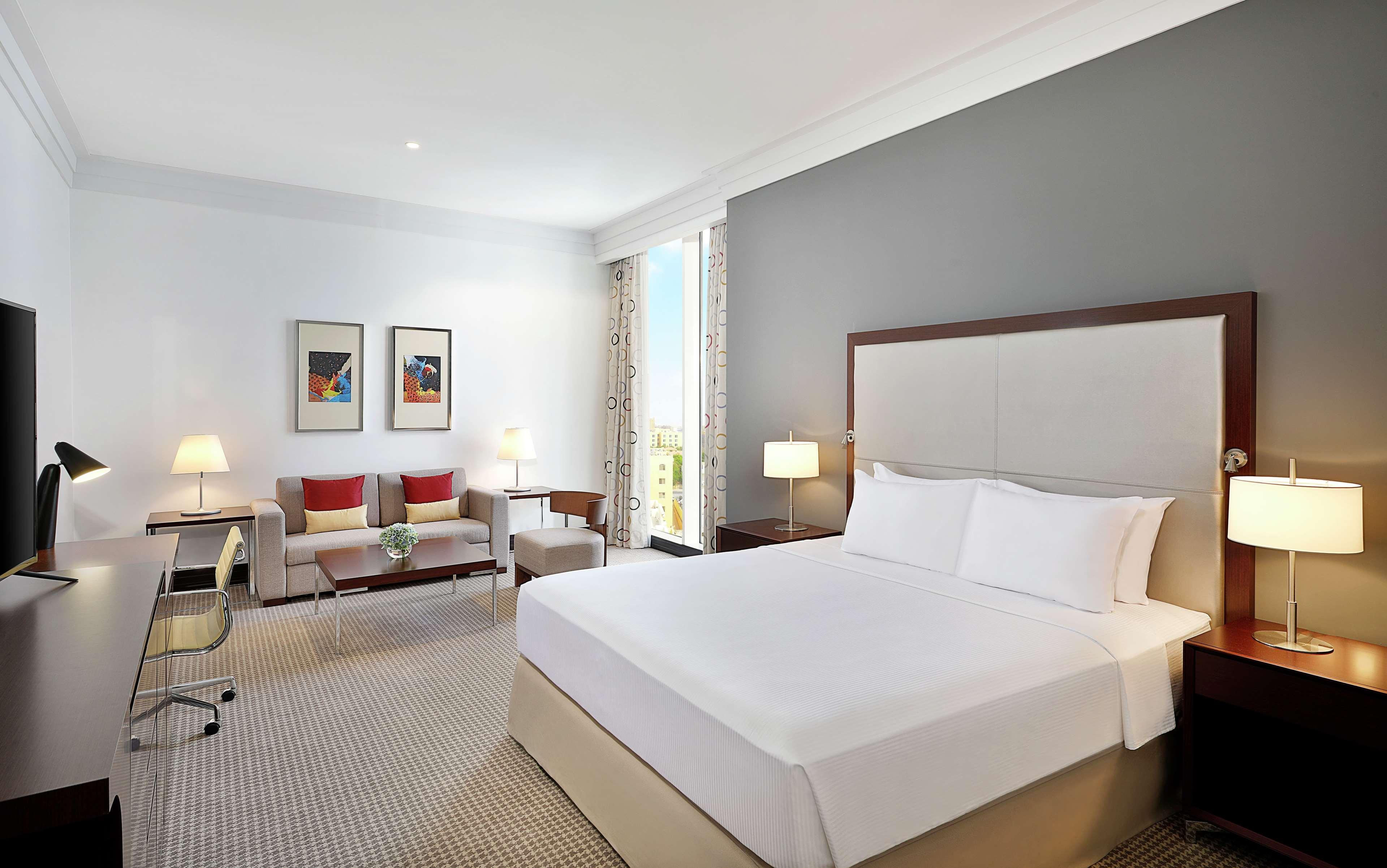 Junior Suite King Size Bed