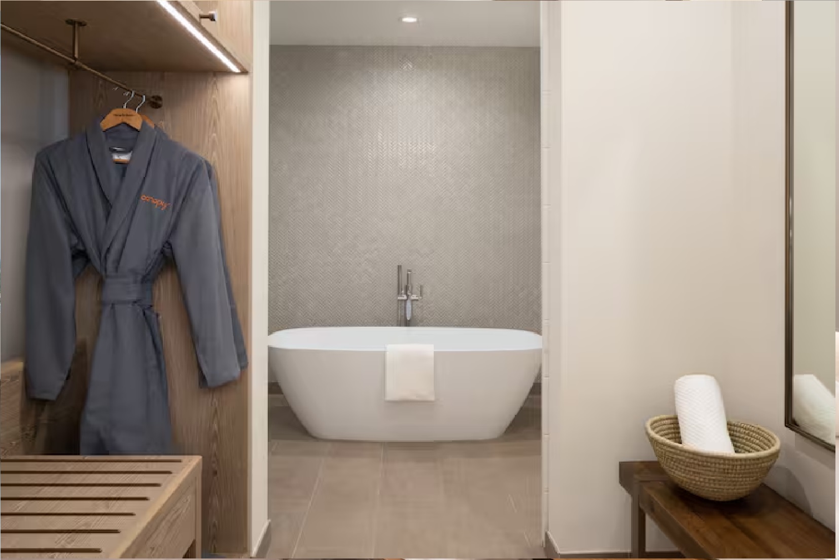 Suite King Bed Two Bedrooms