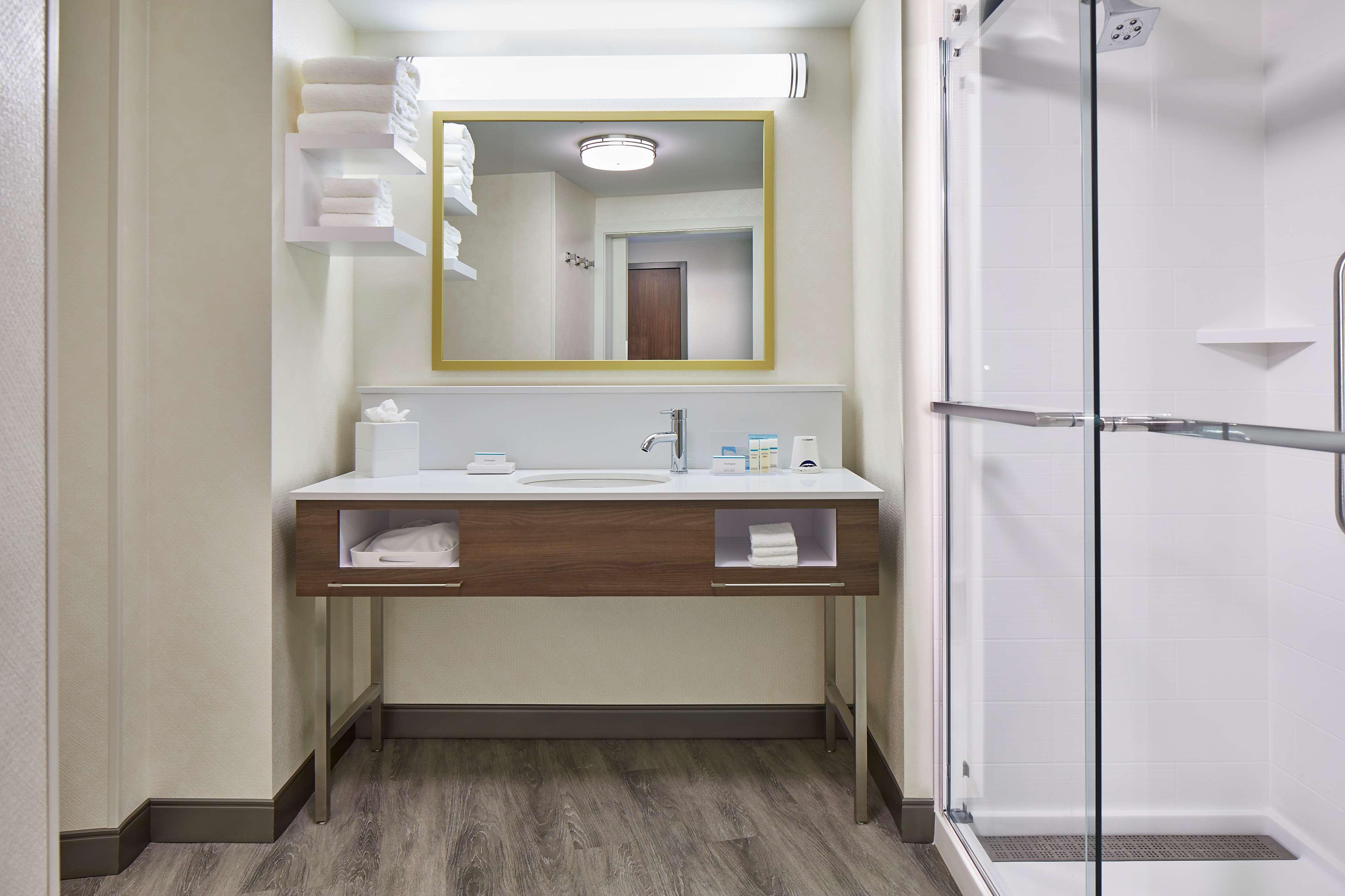 Double City View King Bed