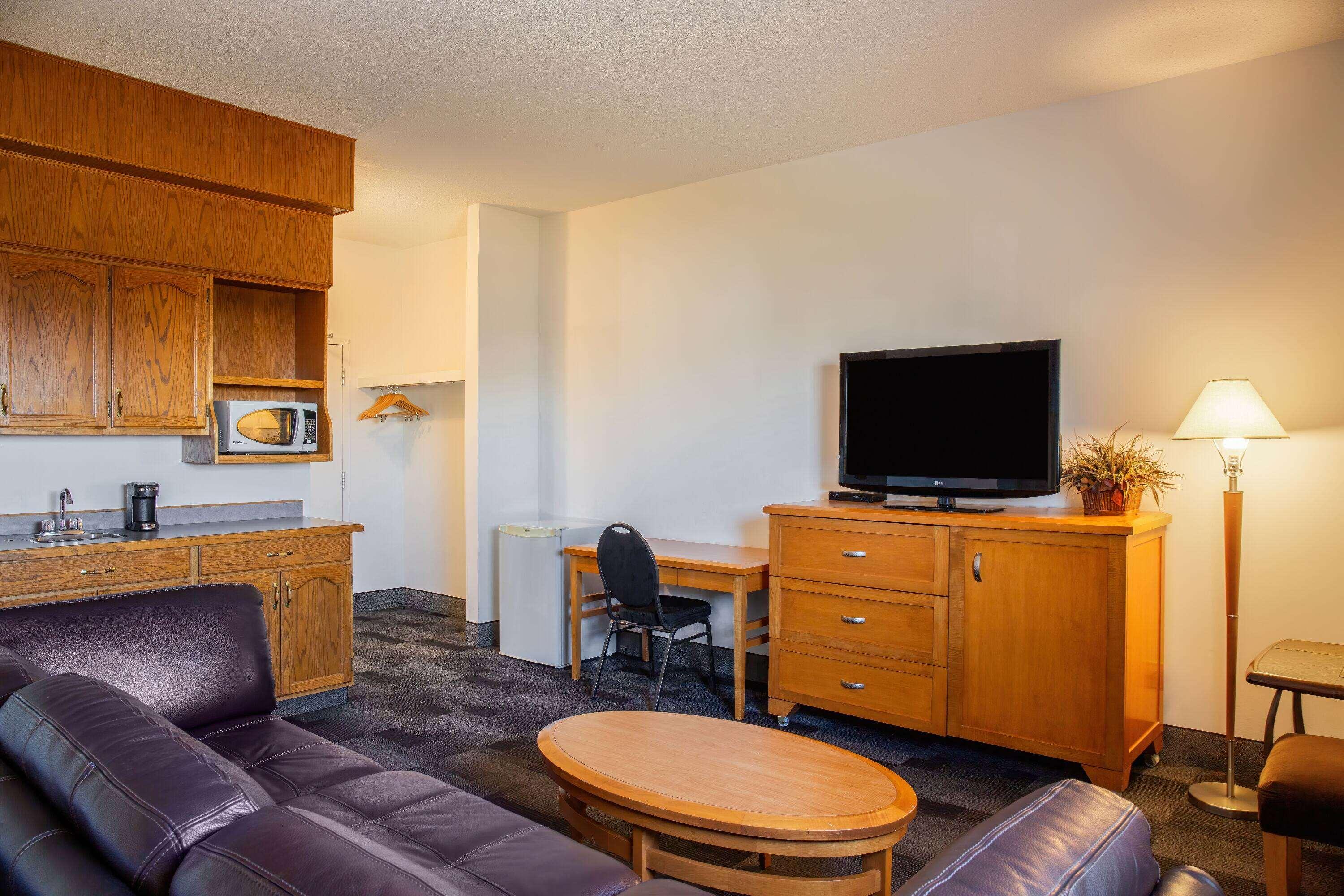 Room Deluxe Queen Bed