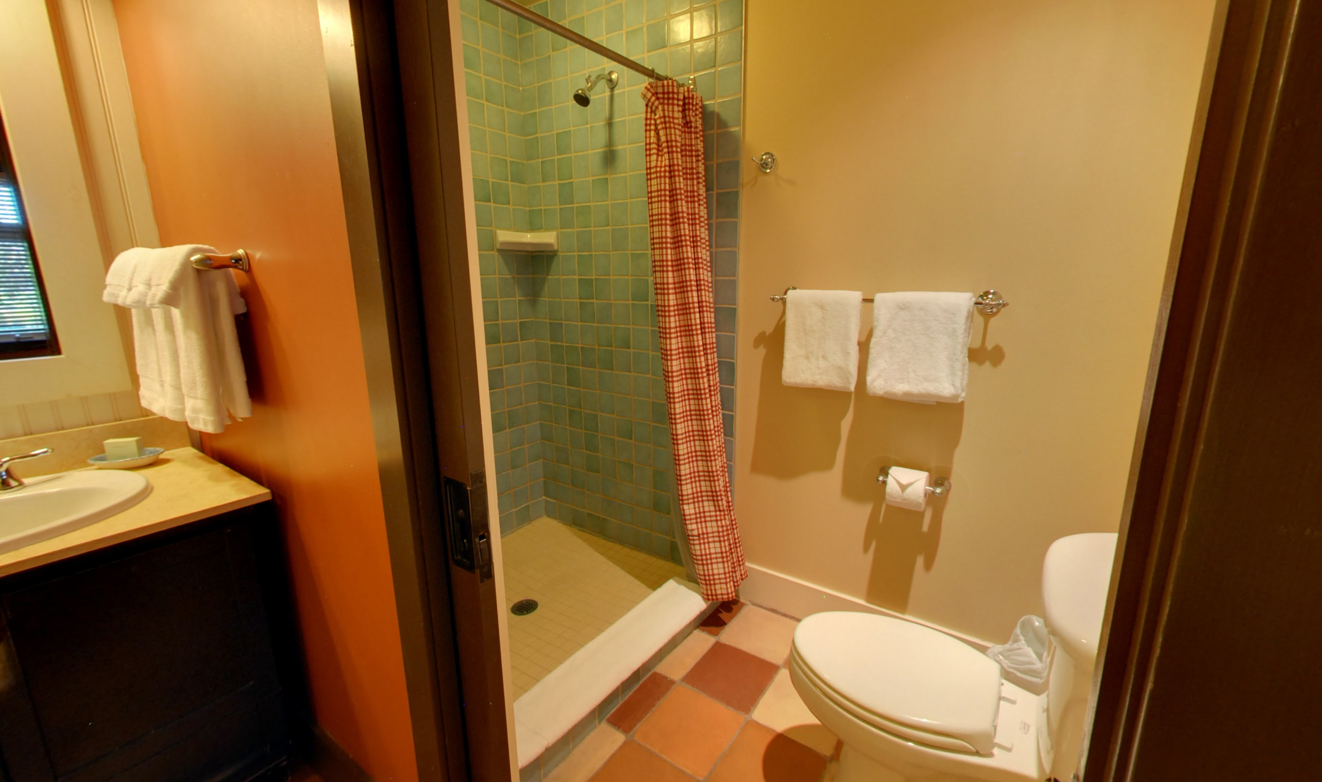 Suite King Bed Two Bedrooms