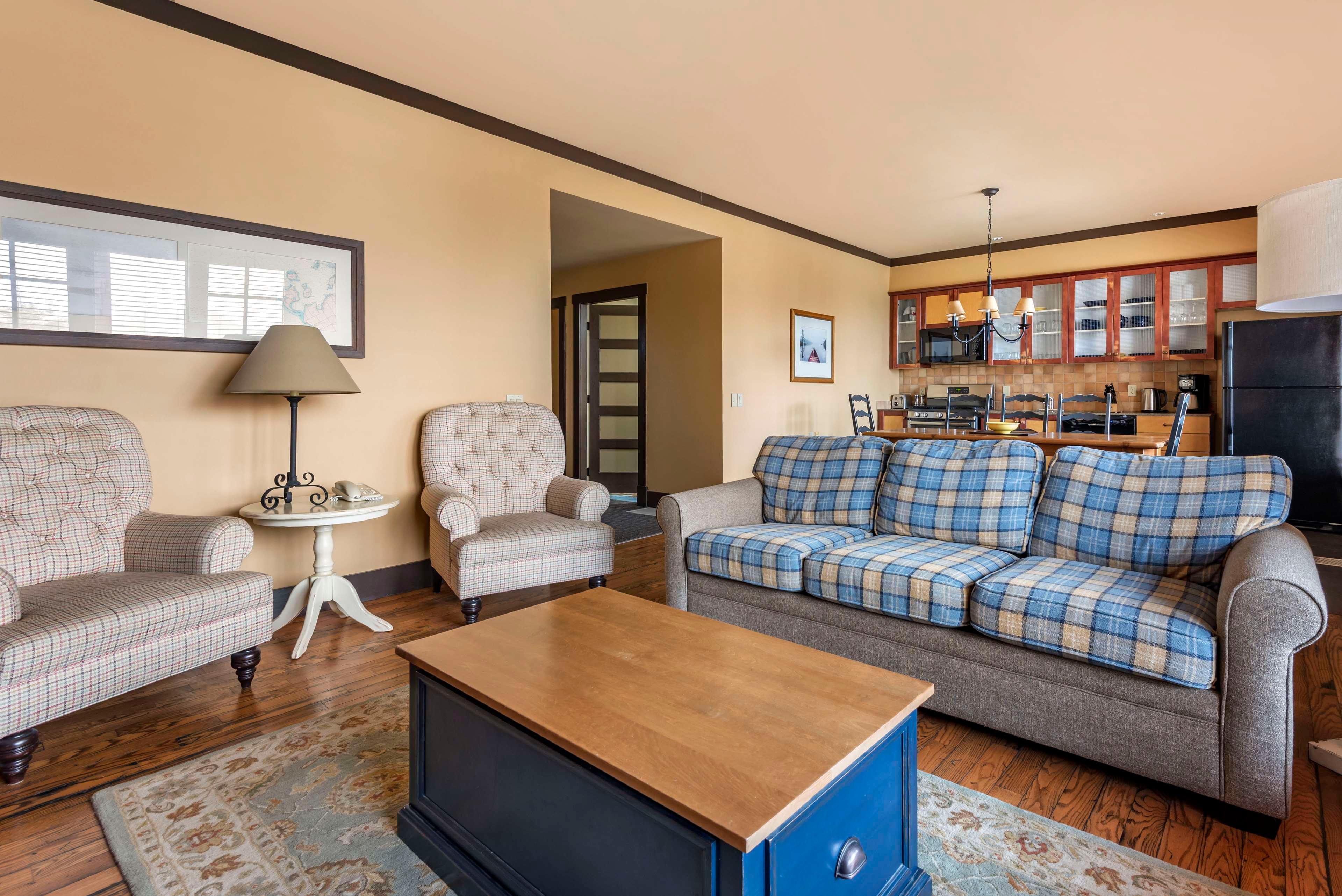 Suite King Bed Two Bedrooms