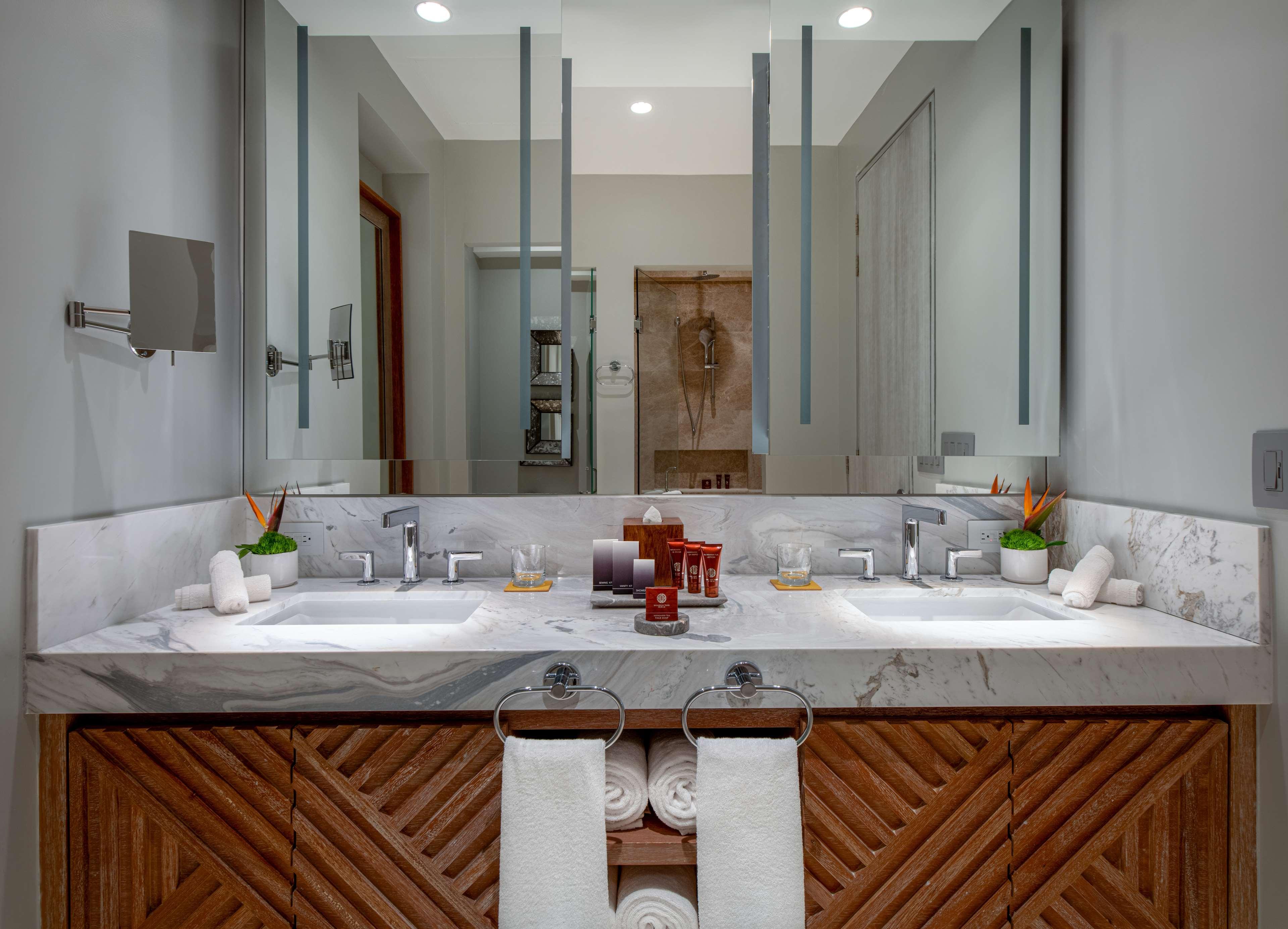 Apartment with Kitchenette