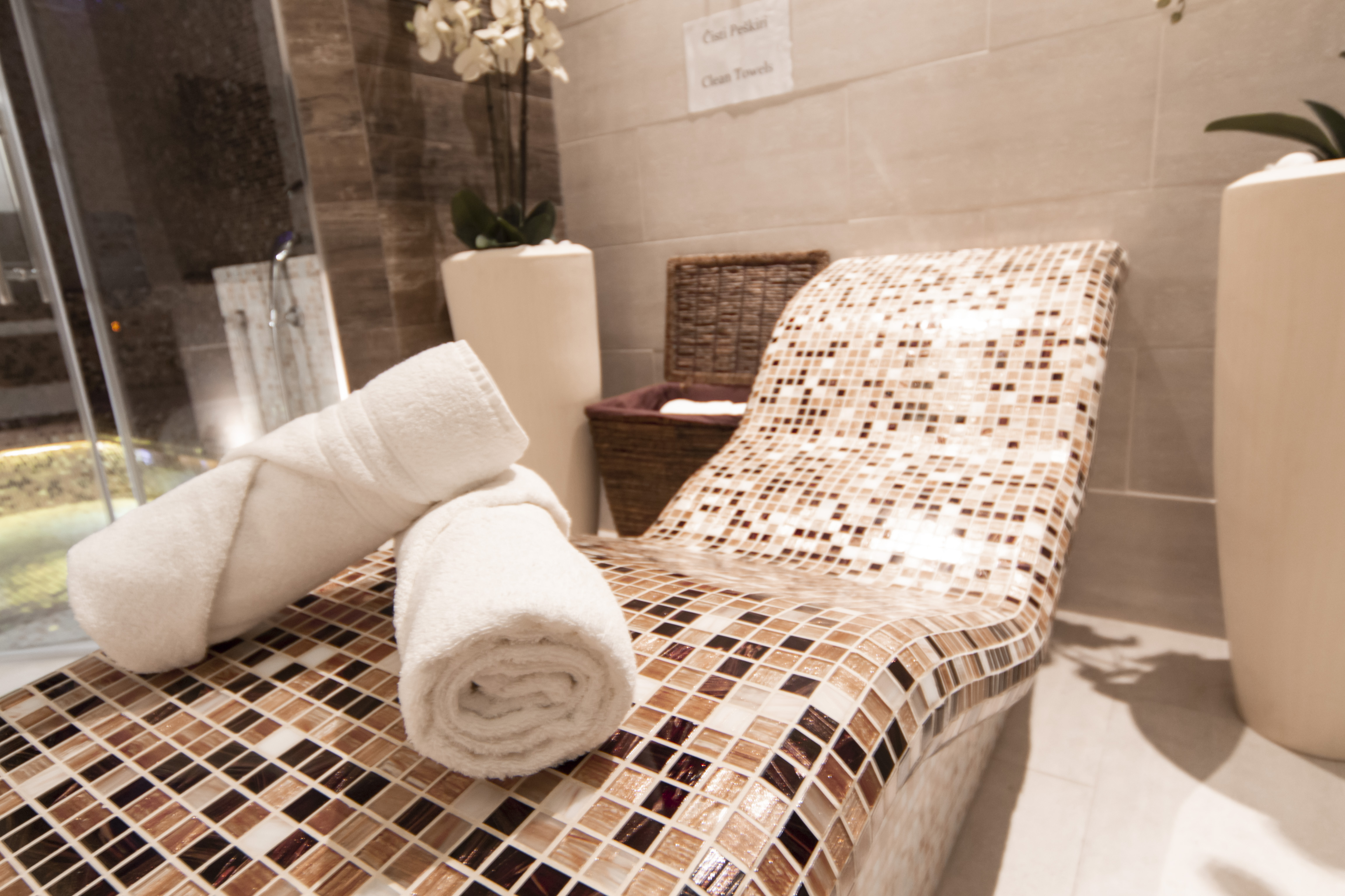 Double or Twin Deluxe