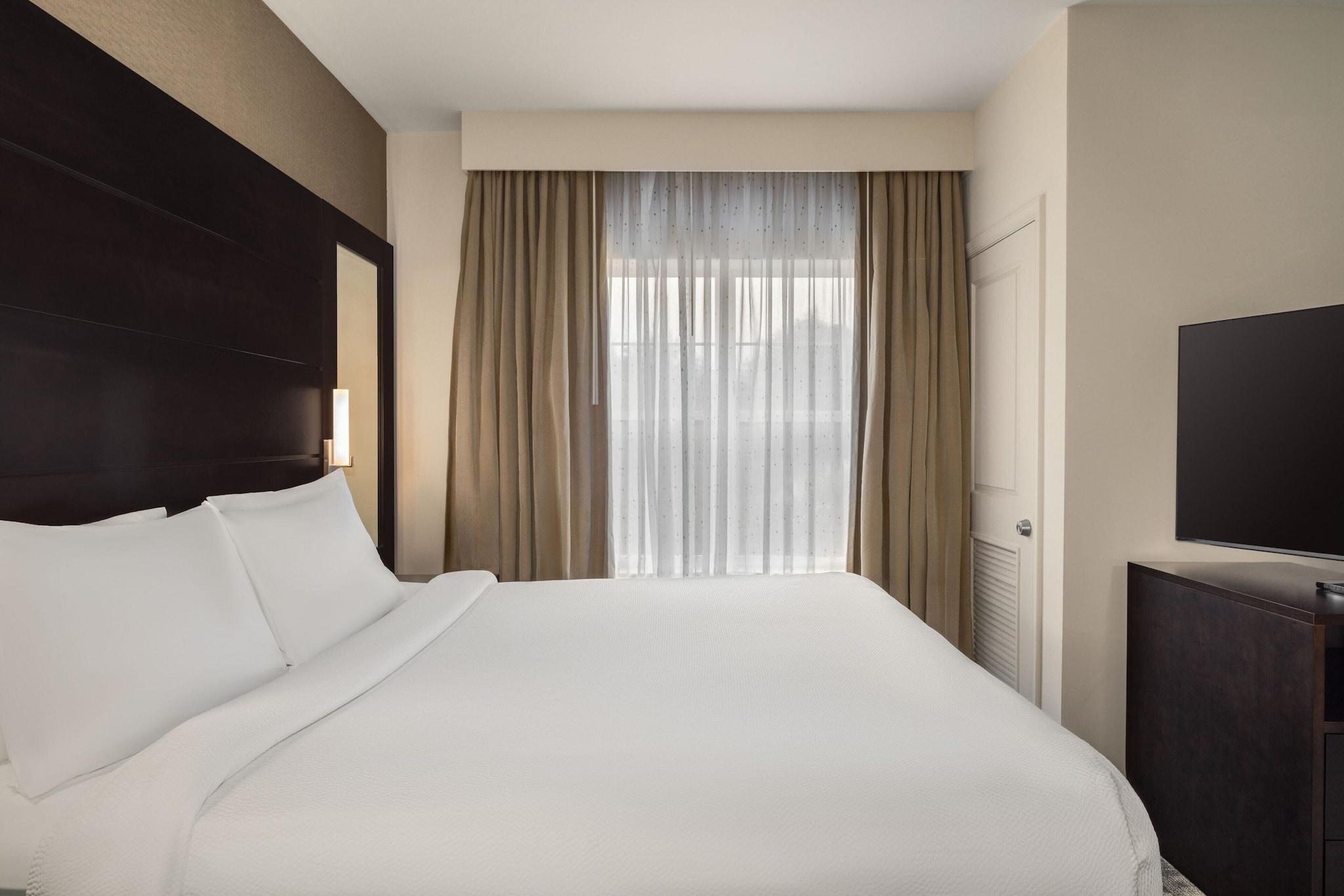 Suite King Bed Non Smoking