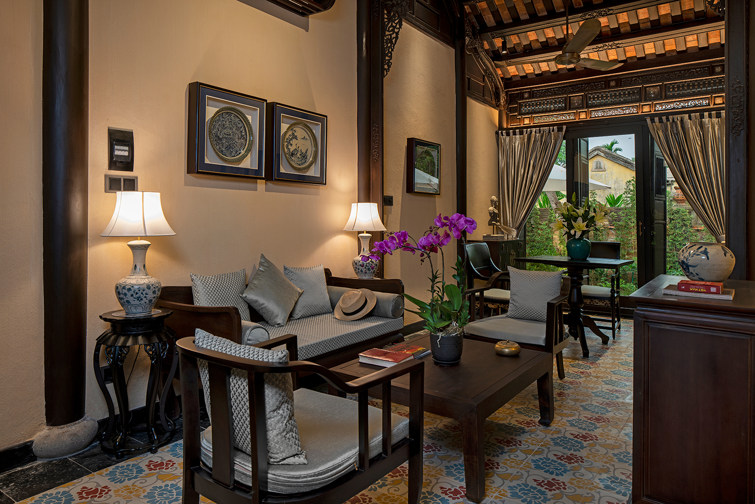 Double King Size Bed