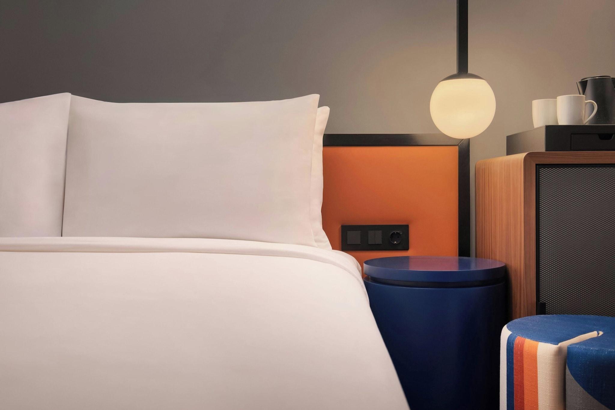 Double King Size Bed