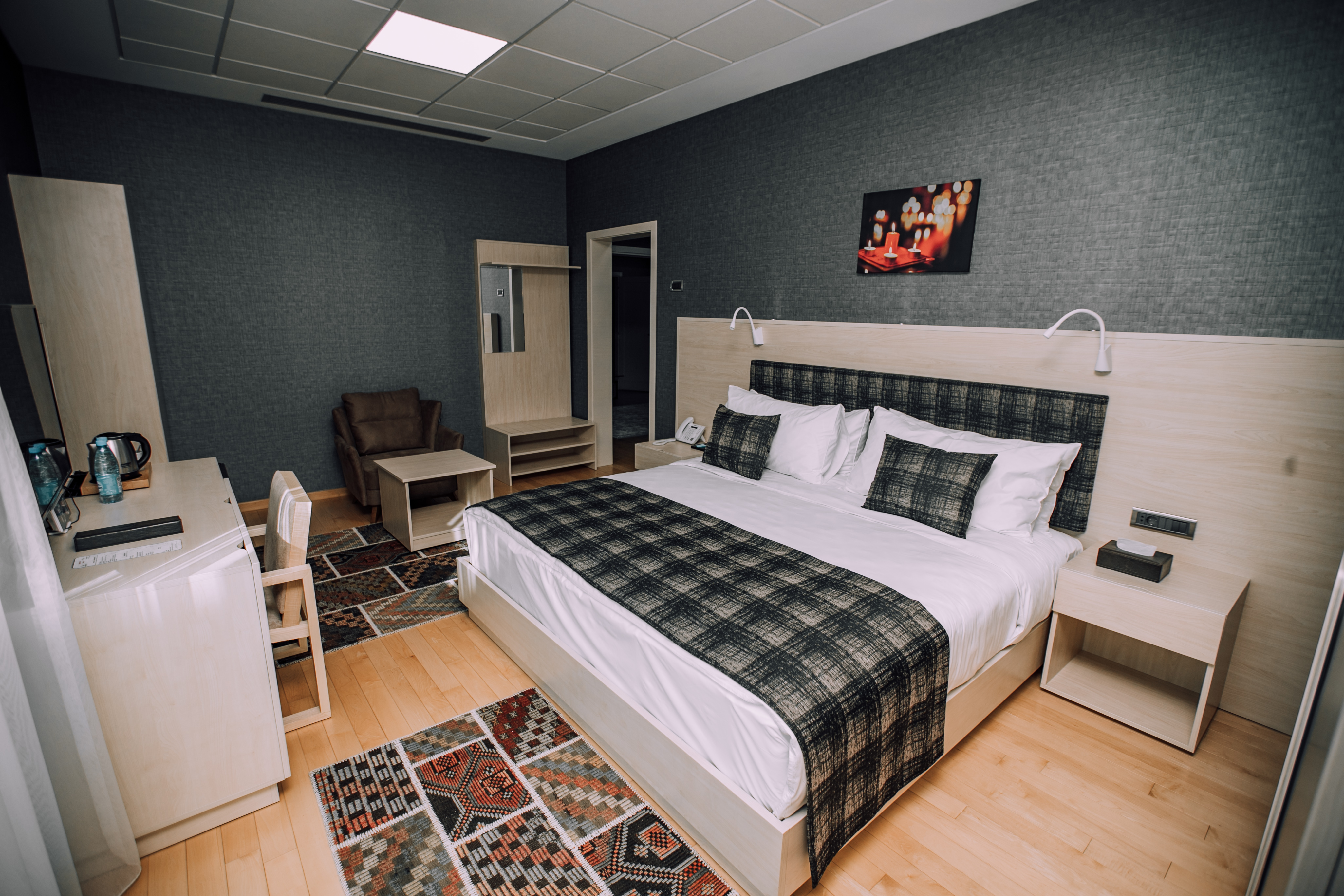 Double Sea View King Bed