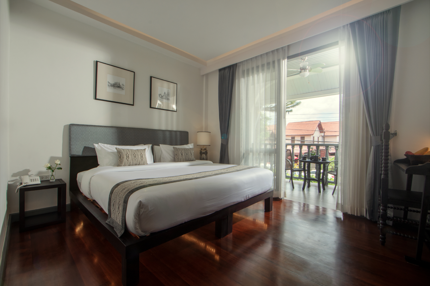 Junior Suite King Size Bed