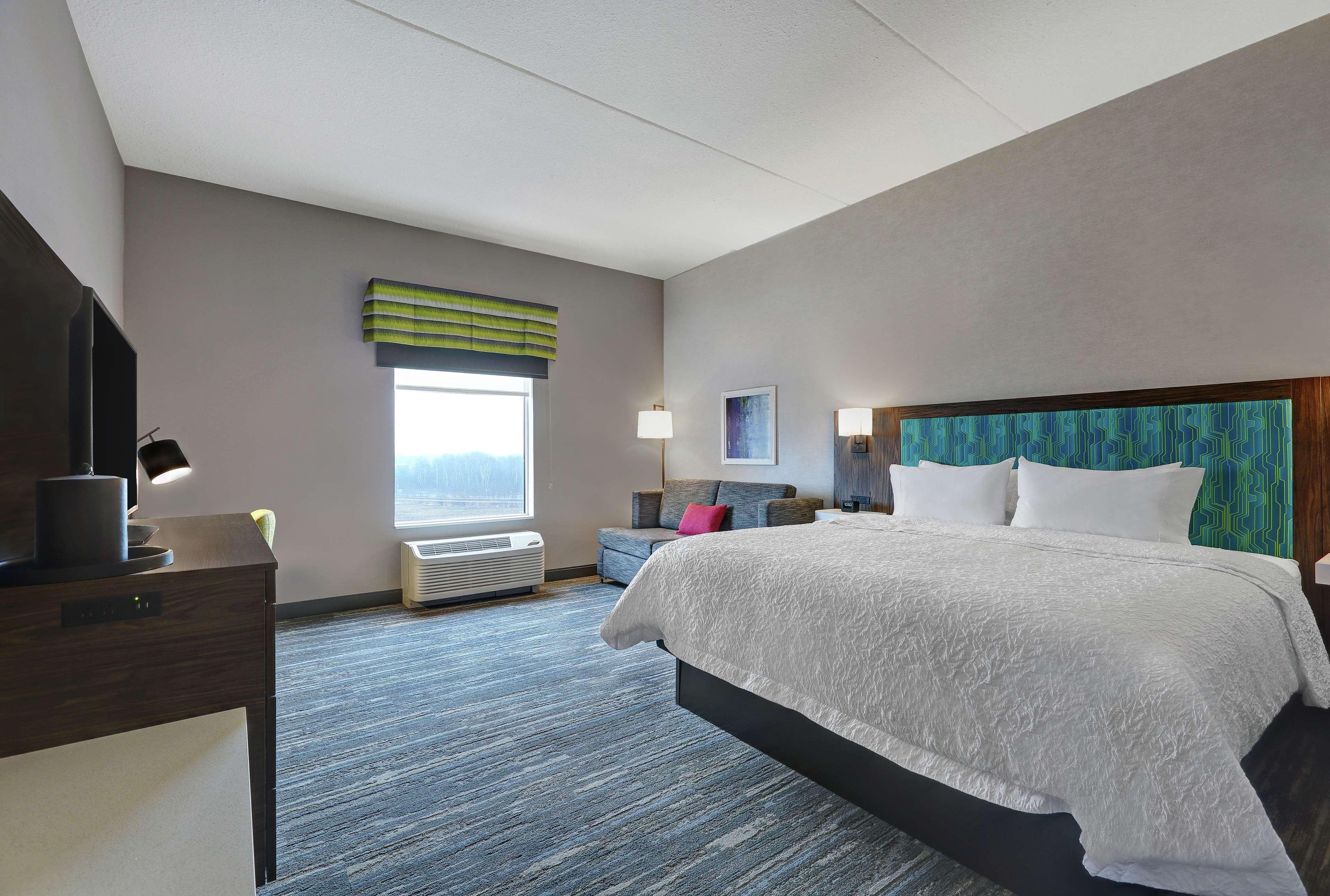 Room King Bed Non Smoking