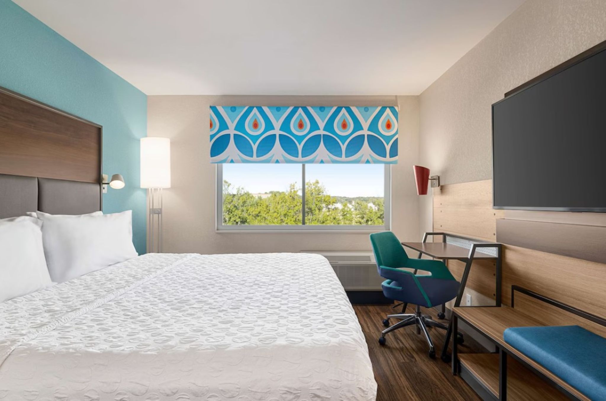 Room Accessible King Size Bed