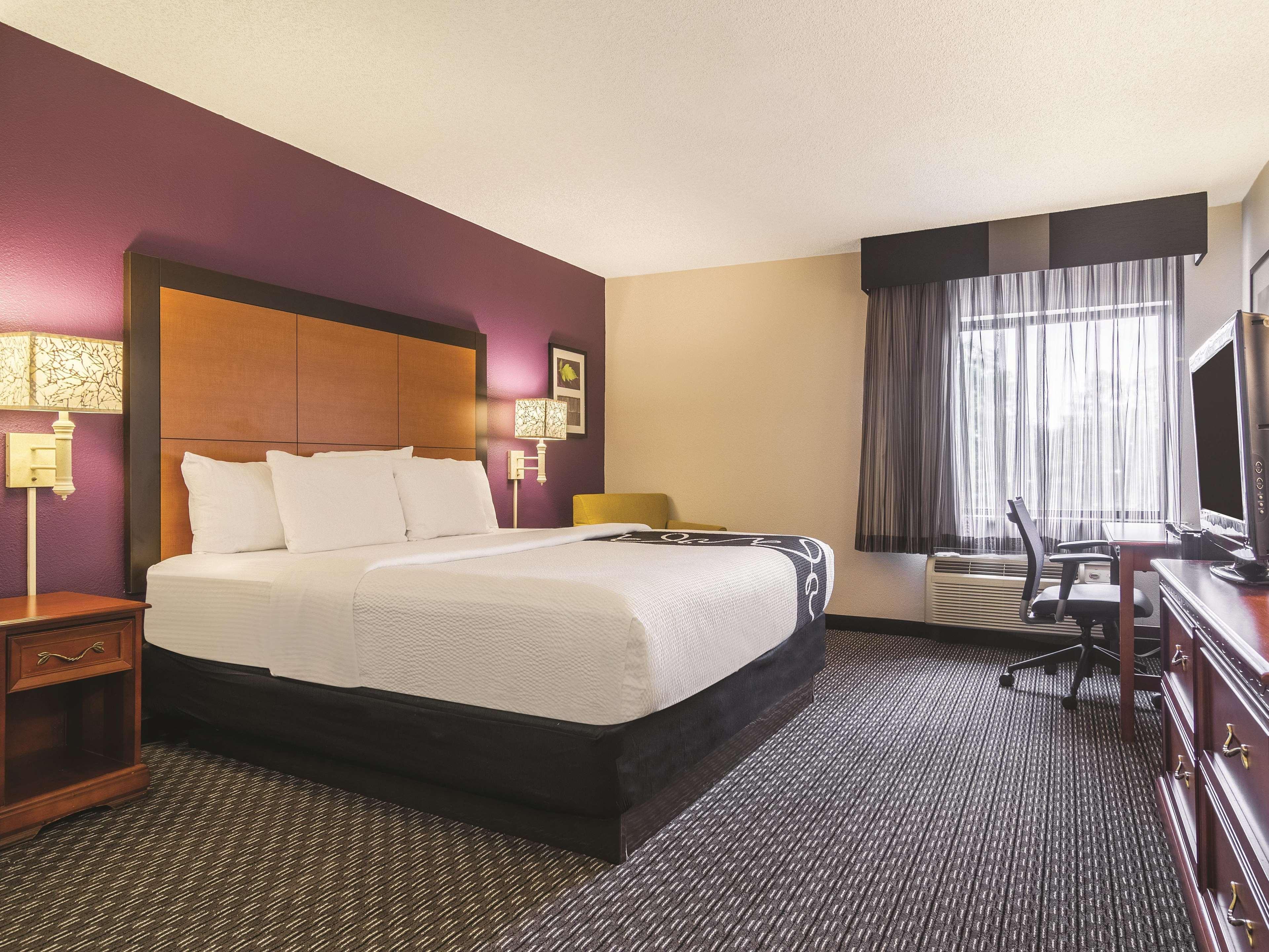 Suite King Bed One Bedroom 