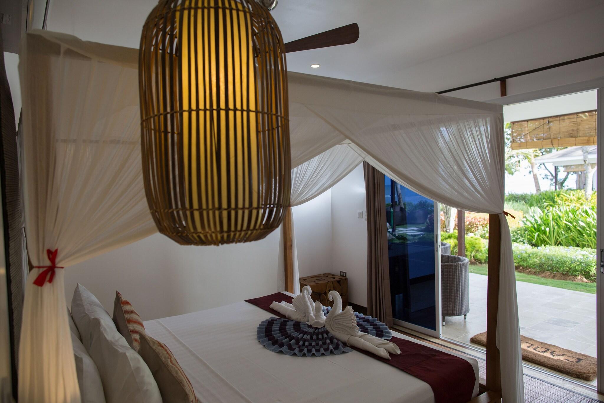 Double King Size Bed