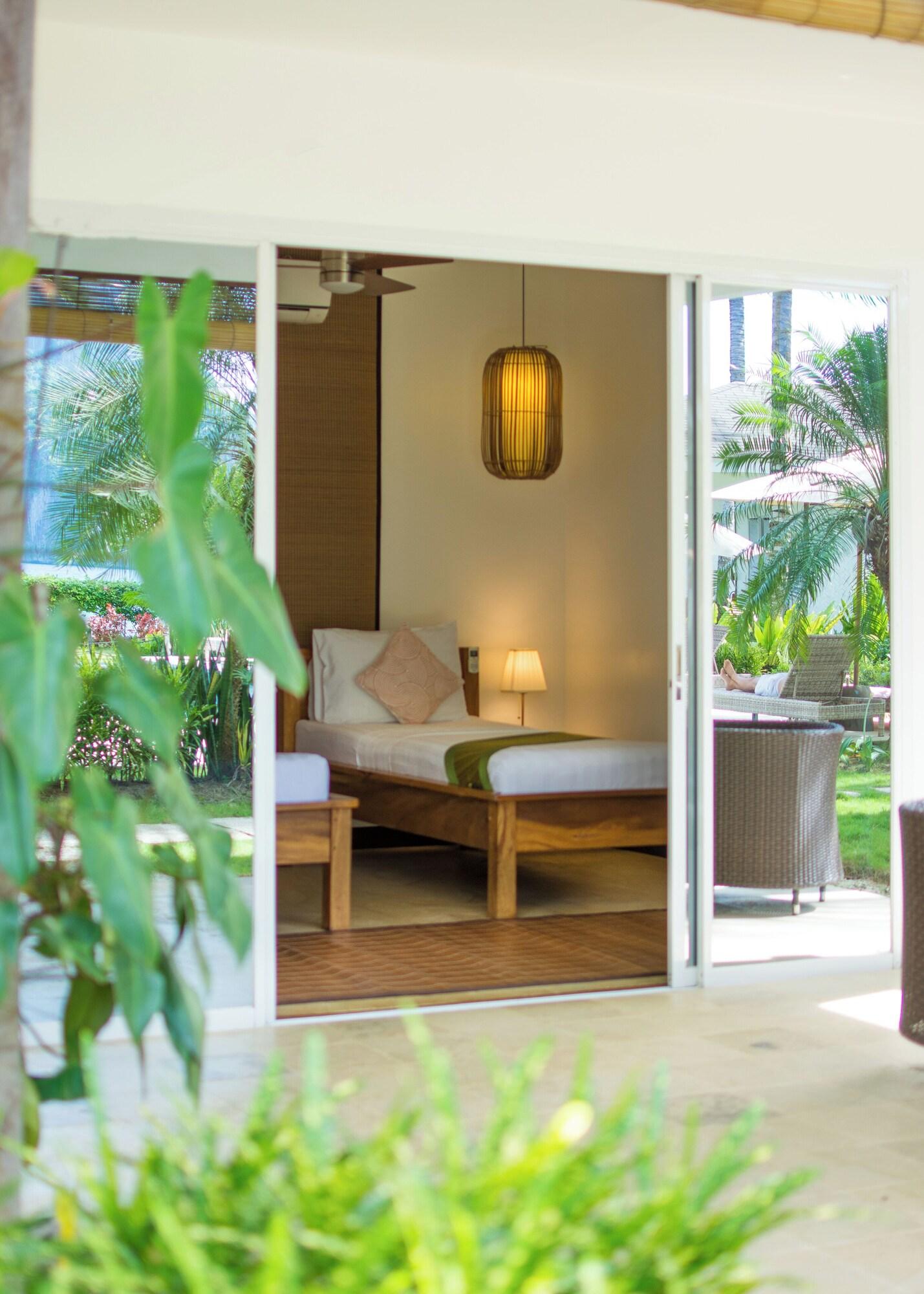 Family Room Three Beds