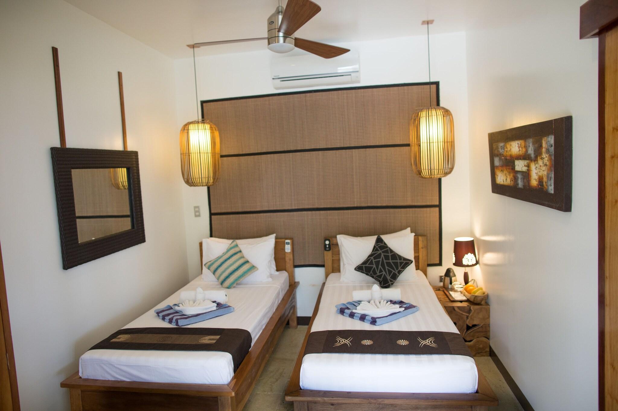 Family Room Three Beds