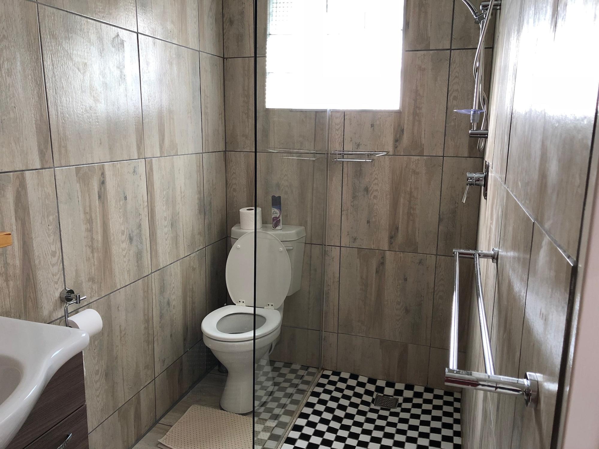 Double Queen Size Bed