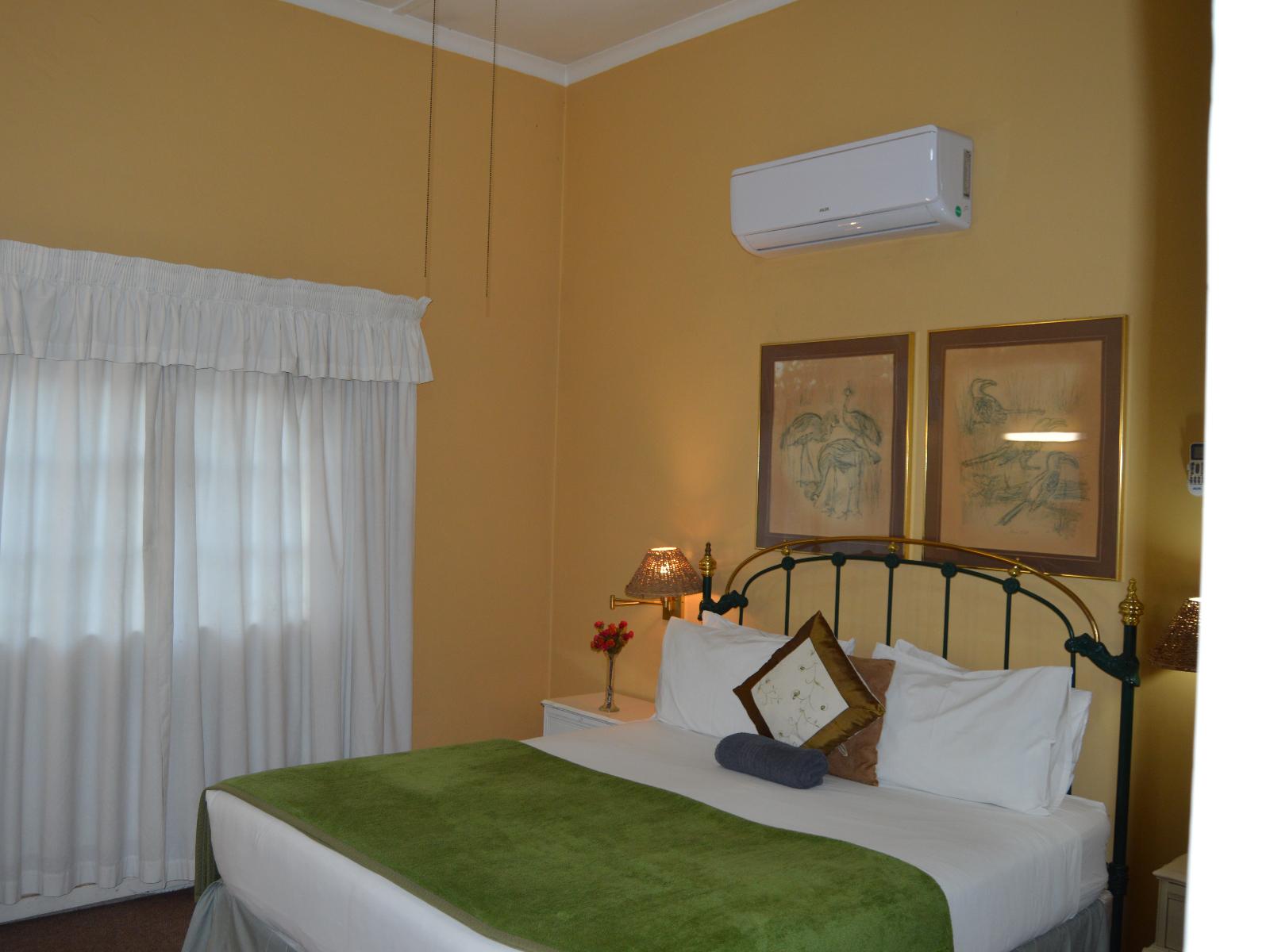 Double Deluxe Queen Bed