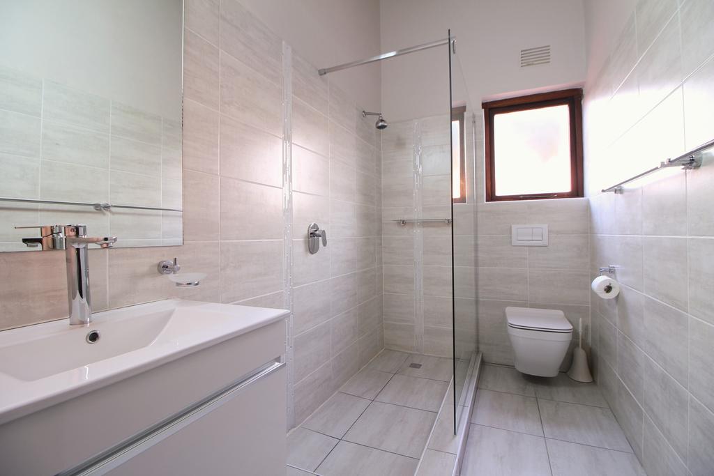 Triple with Kitchenette