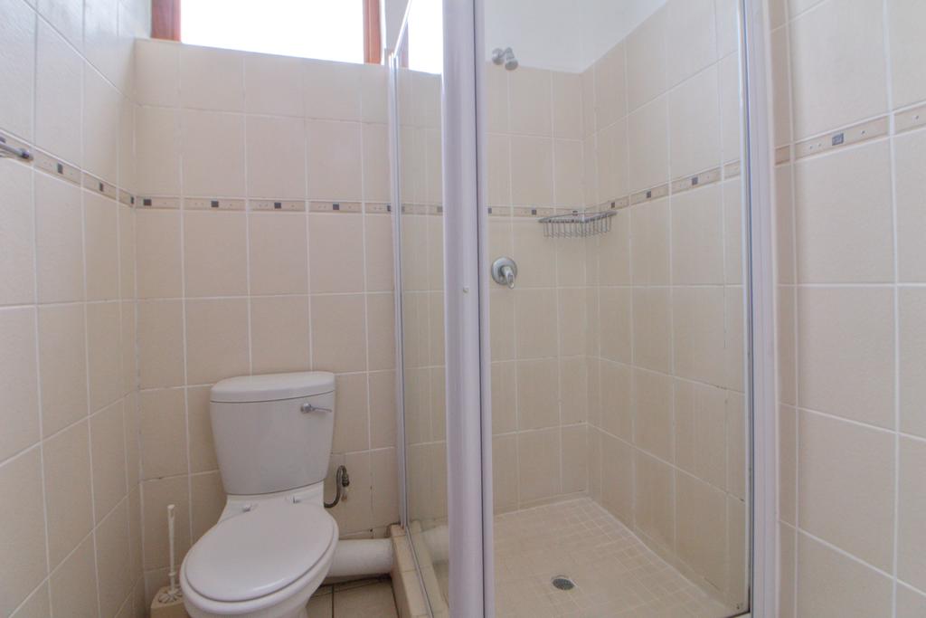 Twin with Kitchenette