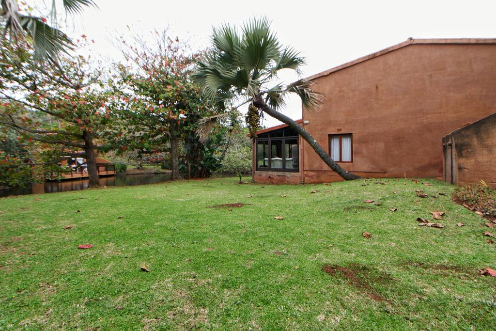 Twin with Kitchenette