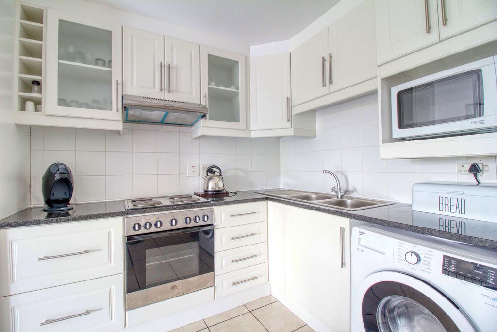 Single with Kitchenette