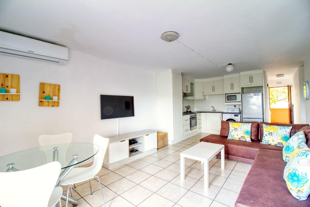 Single with Kitchenette