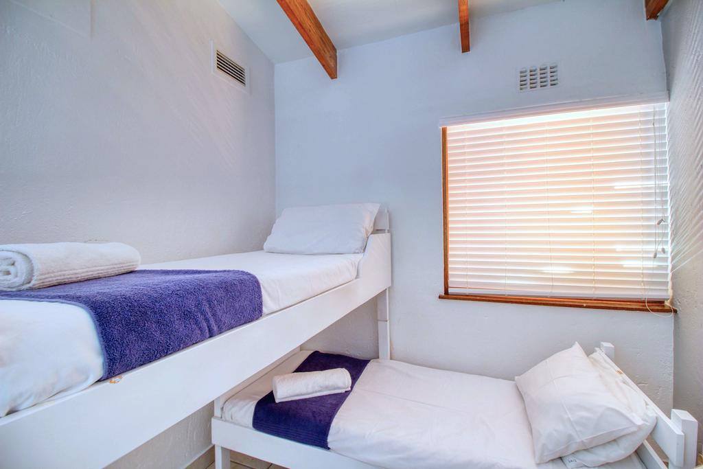 Apartment with Kitchenette