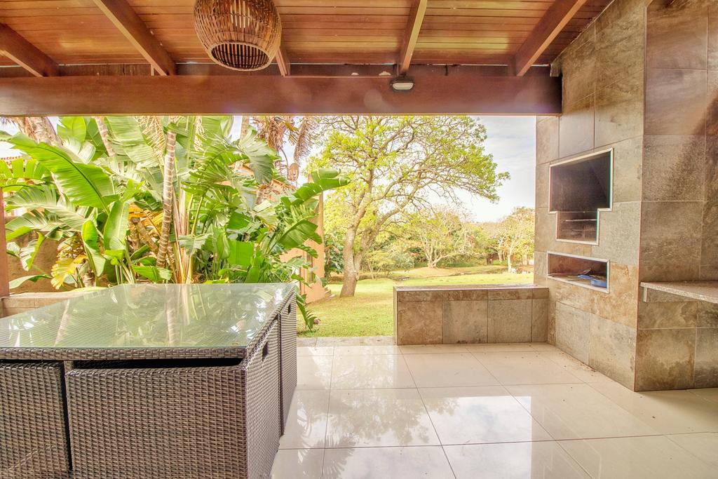 Apartment with Kitchenette