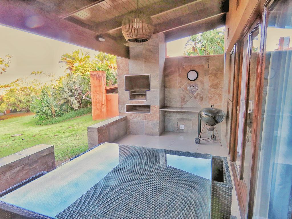 Apartment with Kitchenette