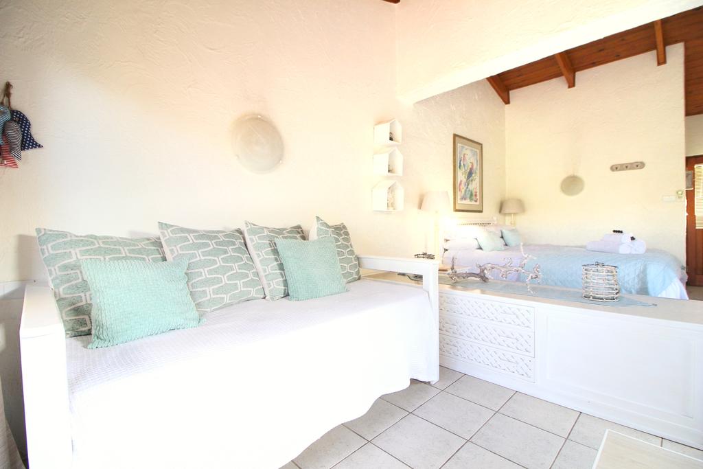 Studio with Kitchenette