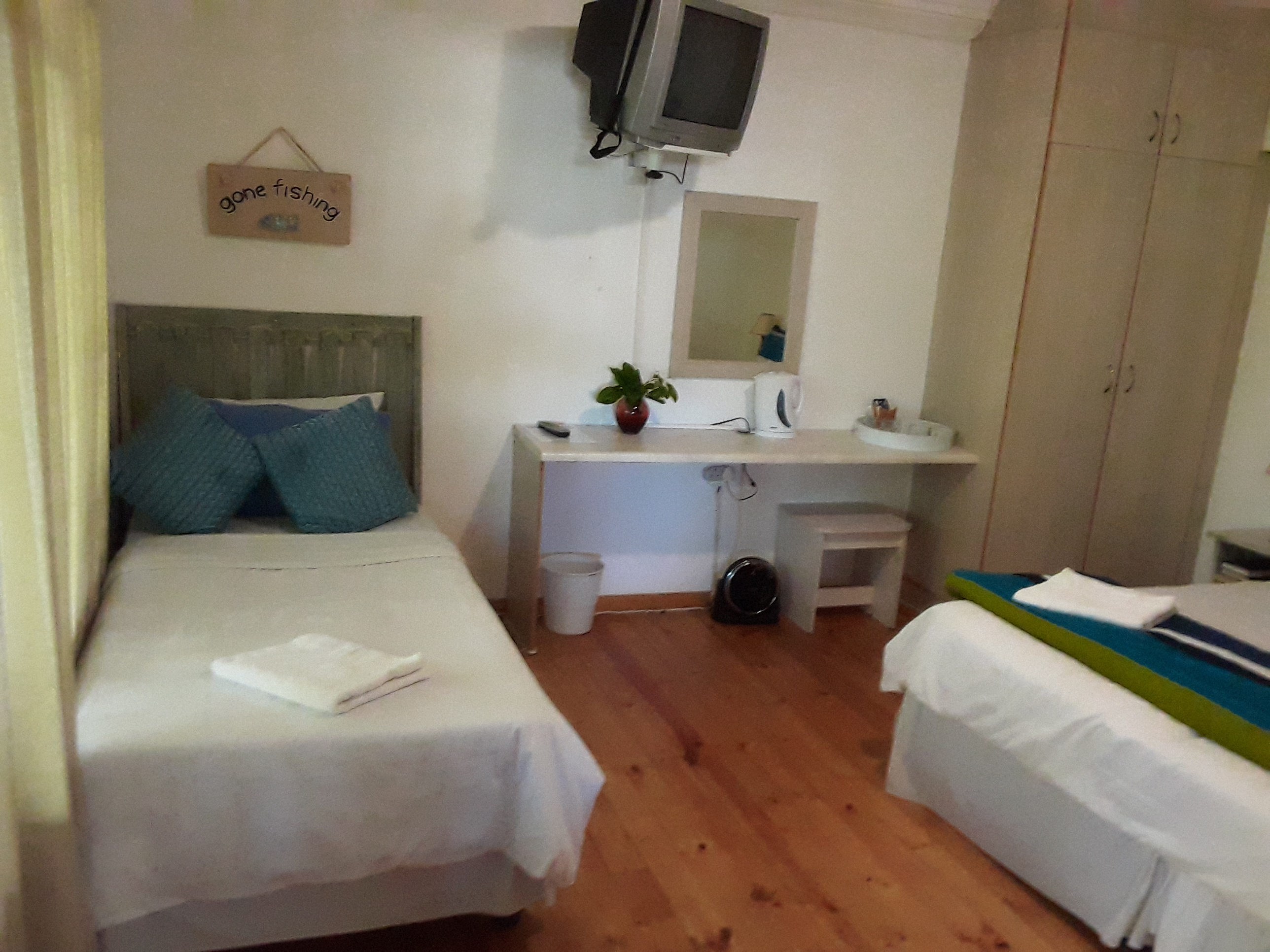 Family Room Superior King Bed