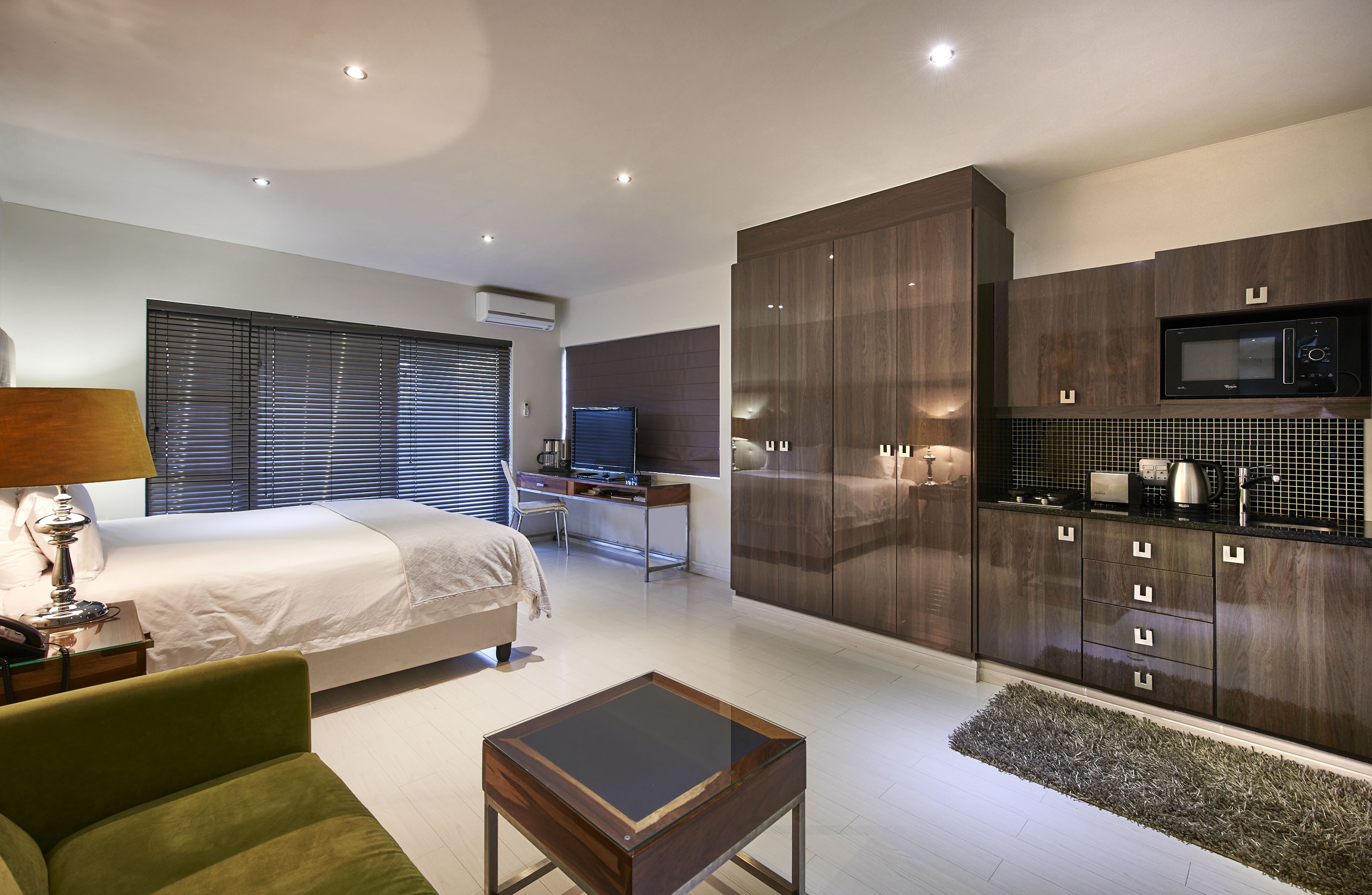 Double Executive King Bed