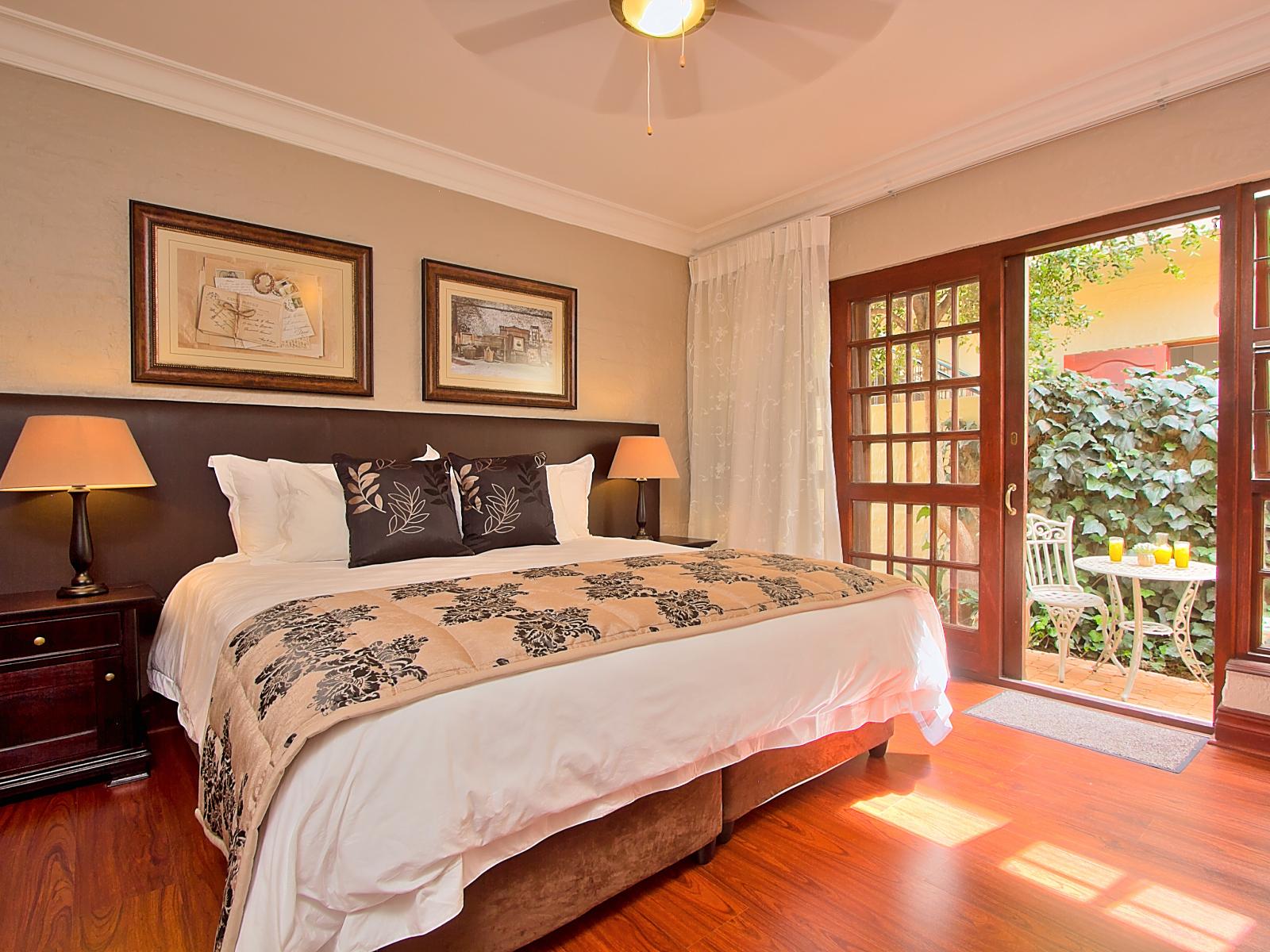 Double Deluxe King Bed