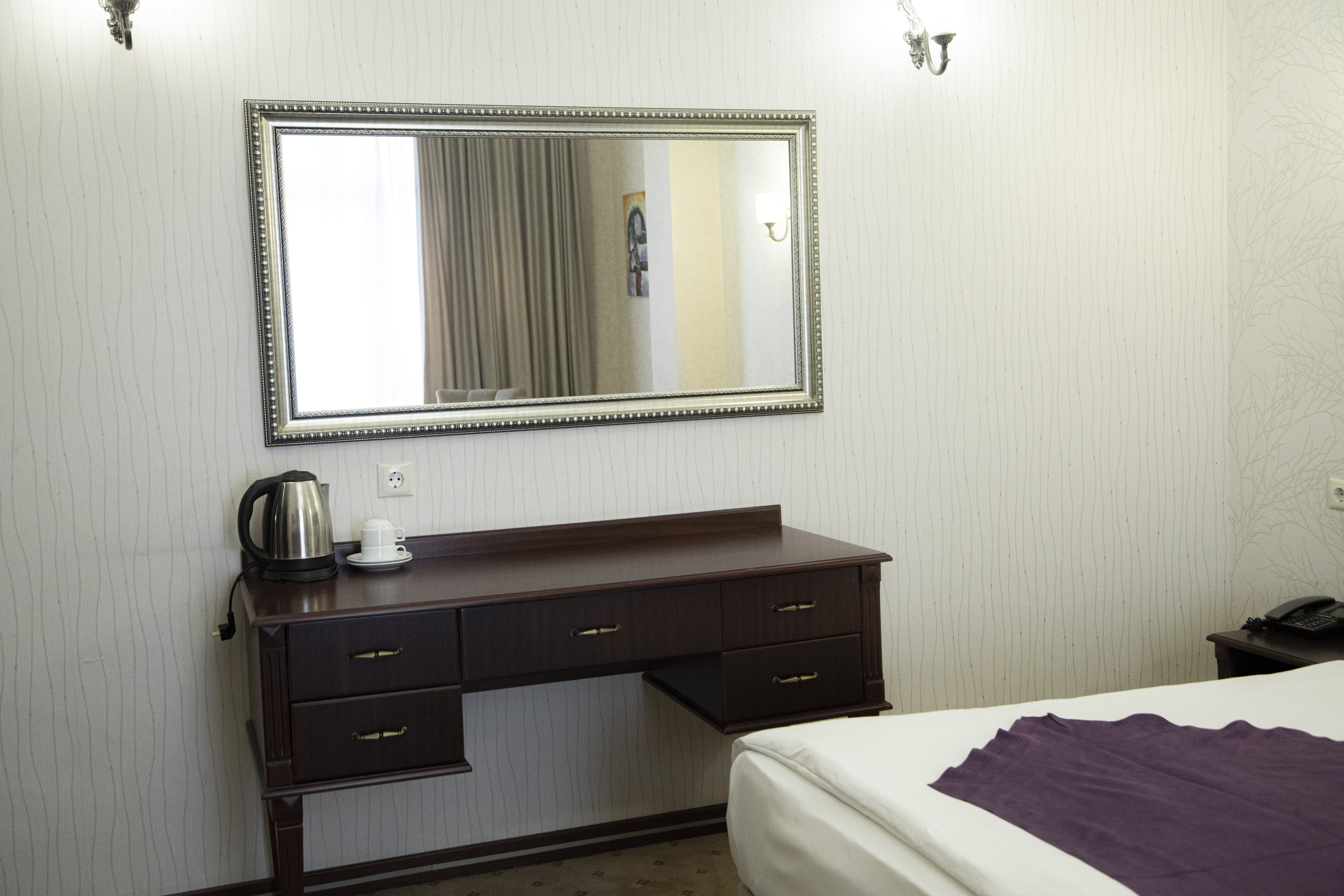 Double or Twin Standard