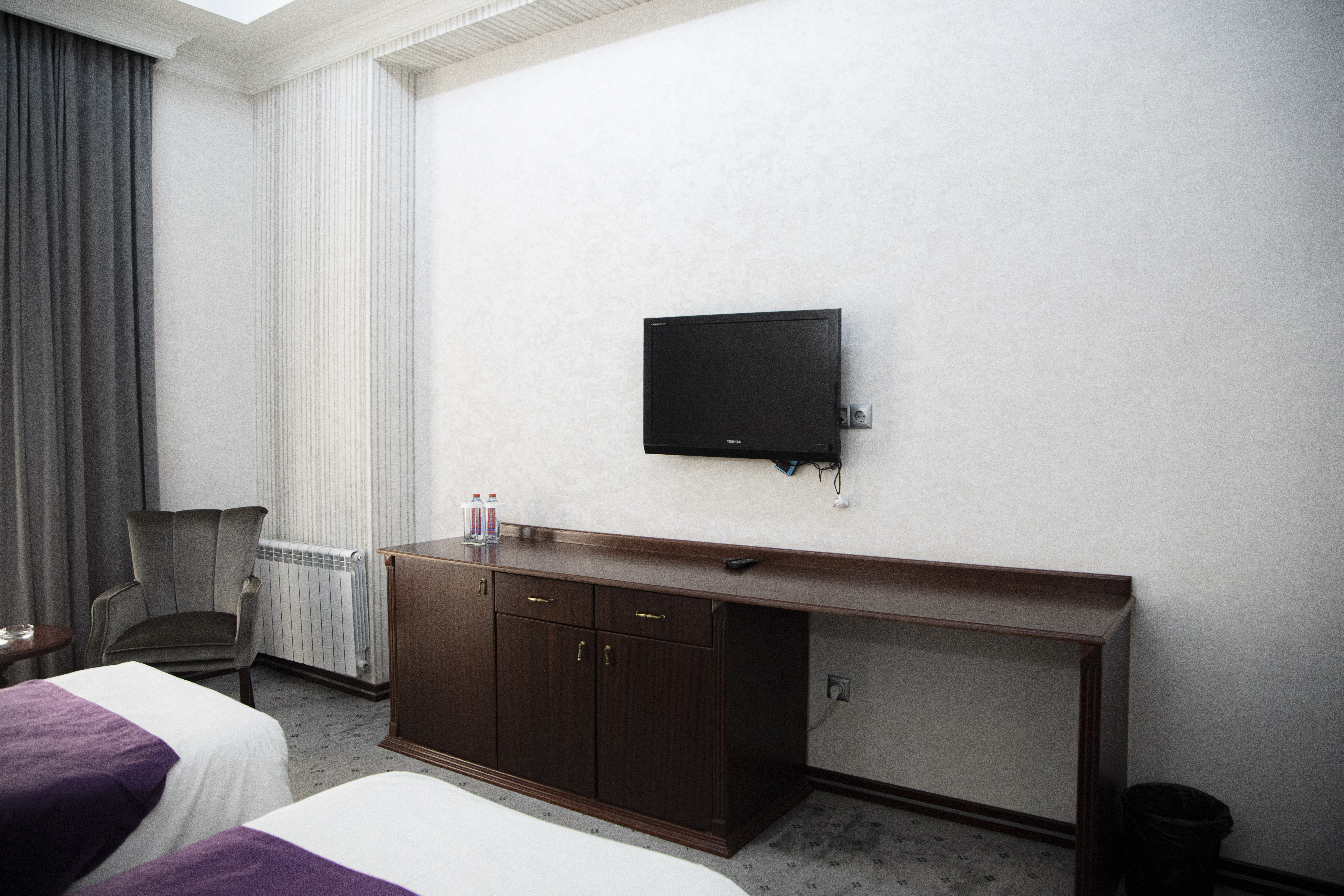 Double or Twin Standard