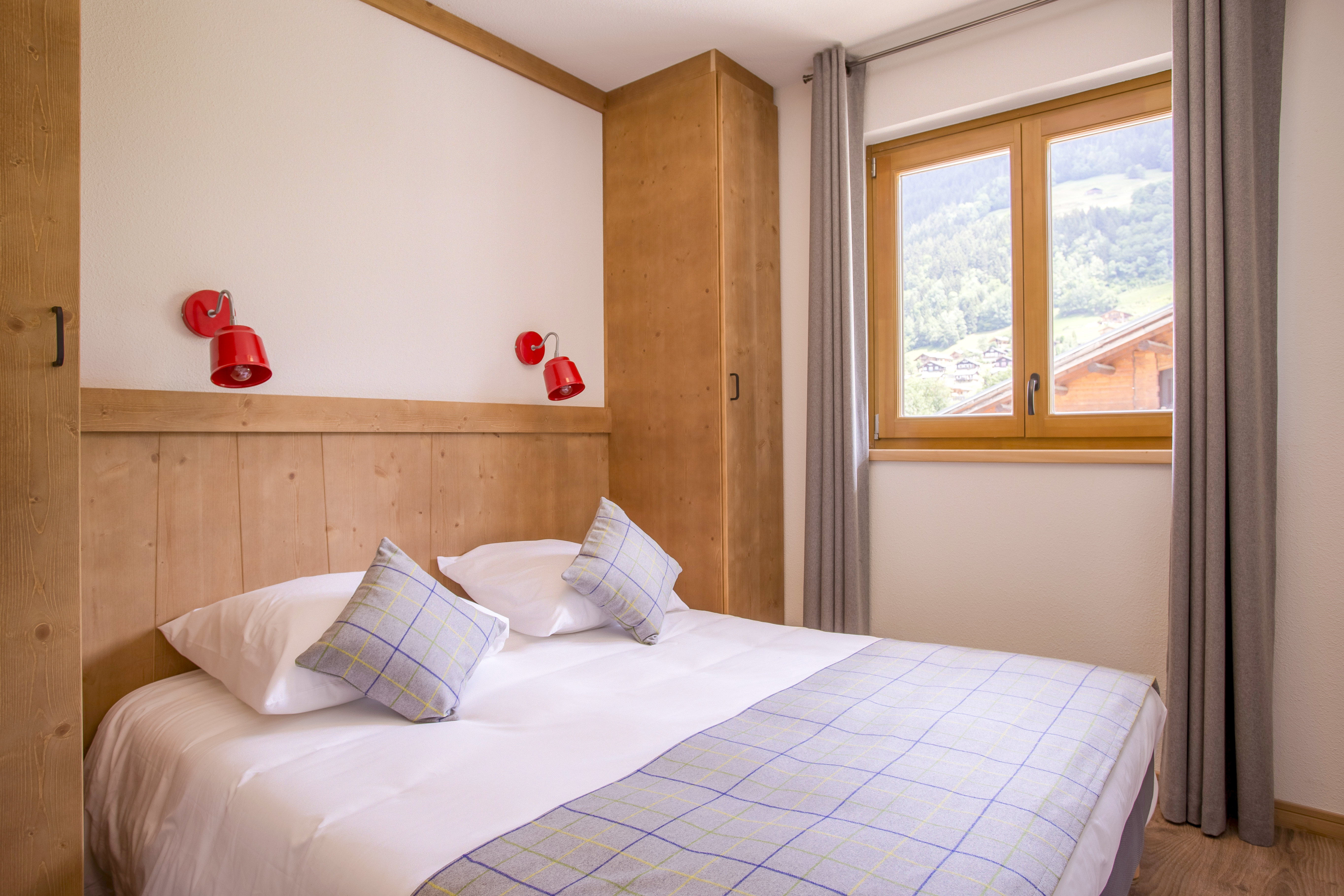 Apartment Capacity 6 Two Bedrooms