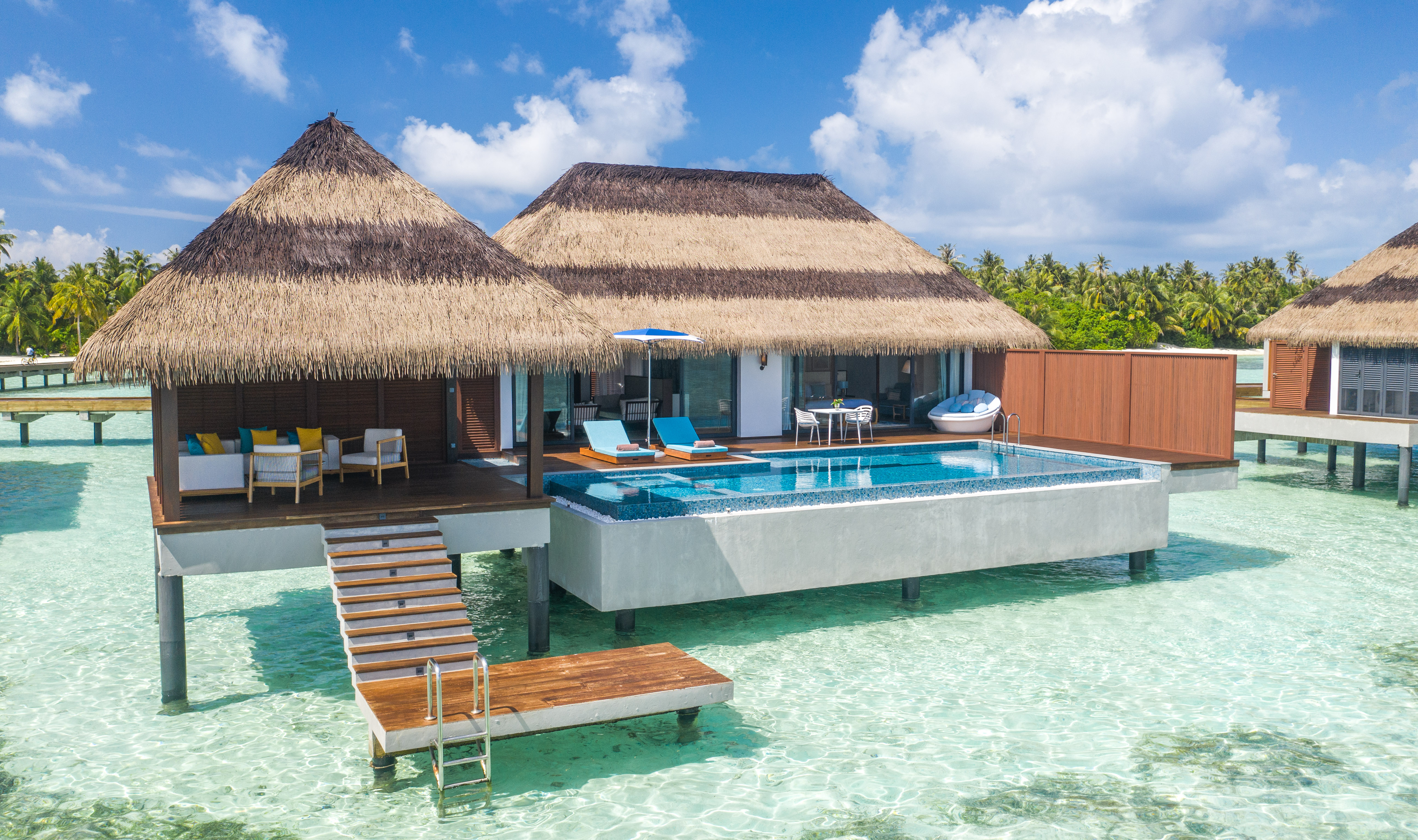 Suite Ocean View King Bed