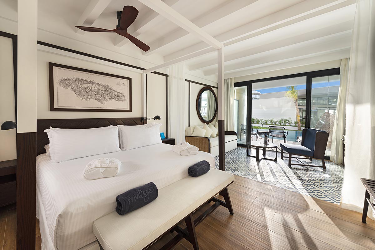 Junior Suite Deluxe with Private Pool