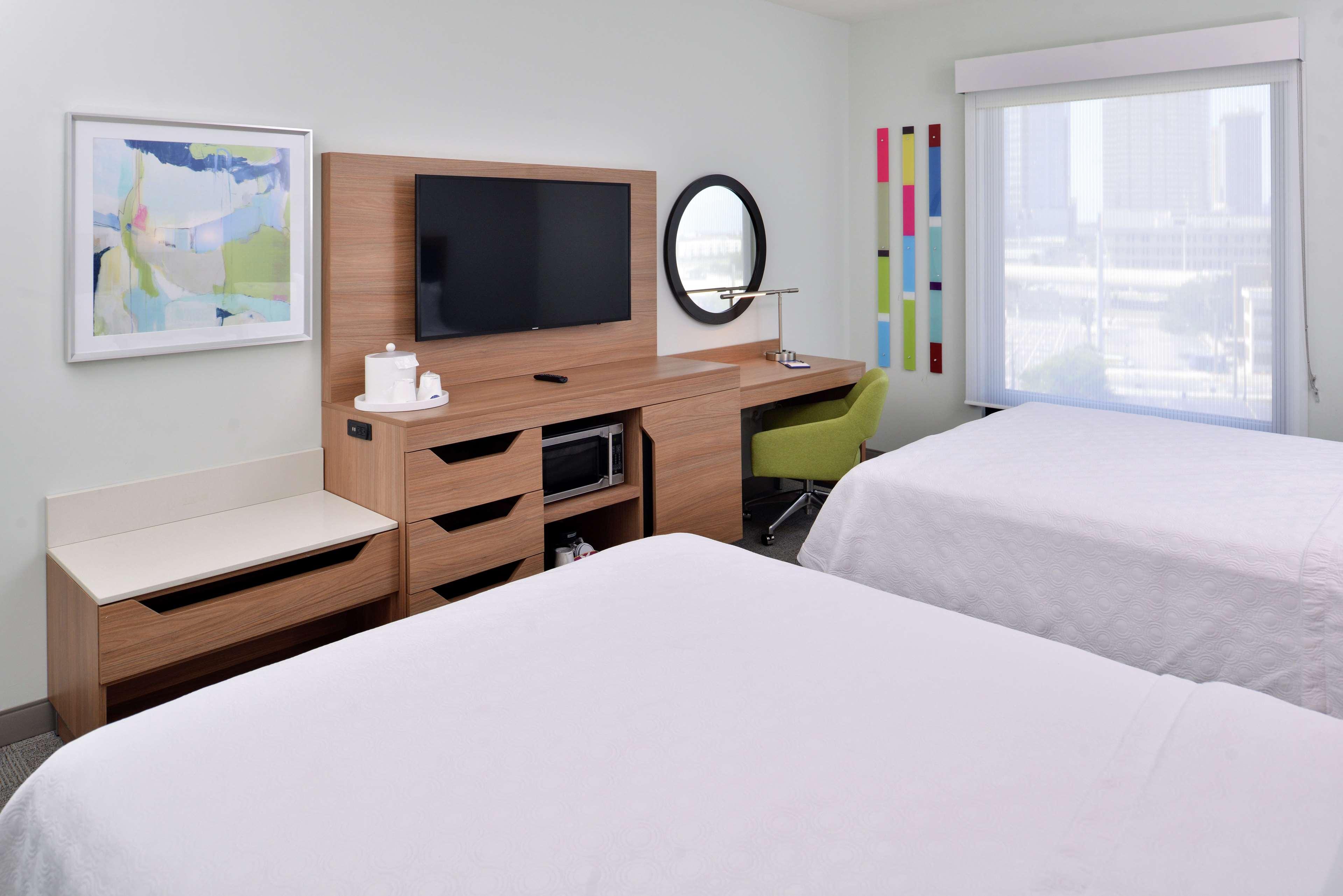 Room City View Two Queen Beds